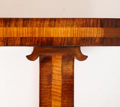 Mesa auxiliar sueca Reiners Mjolby Elmroot y palisandro, circa 1938