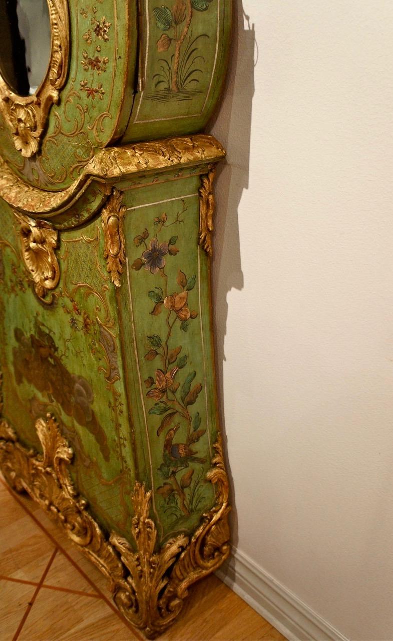 An important royal Swedish Rococo chiming longcase clock made circa 1760 in Stockholm. Signed by Petter Ernst (1714-1784). This is an exceptional clock in a very nice original condition. The green lacquered case in chinoiserie style is probably made