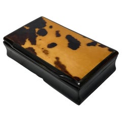 Used Swedish Snuff Box in Cow Horn from the 19th Century