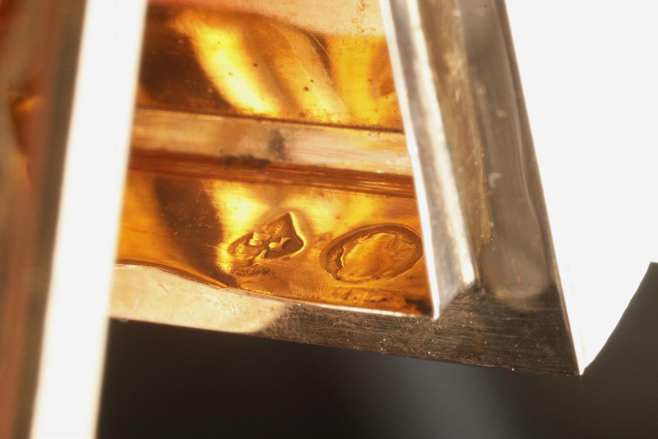 Schweizer Schnupftabakdose aus emailliertem Gold für den orientalischen Markt, ca. 1820-1830 im Angebot 6