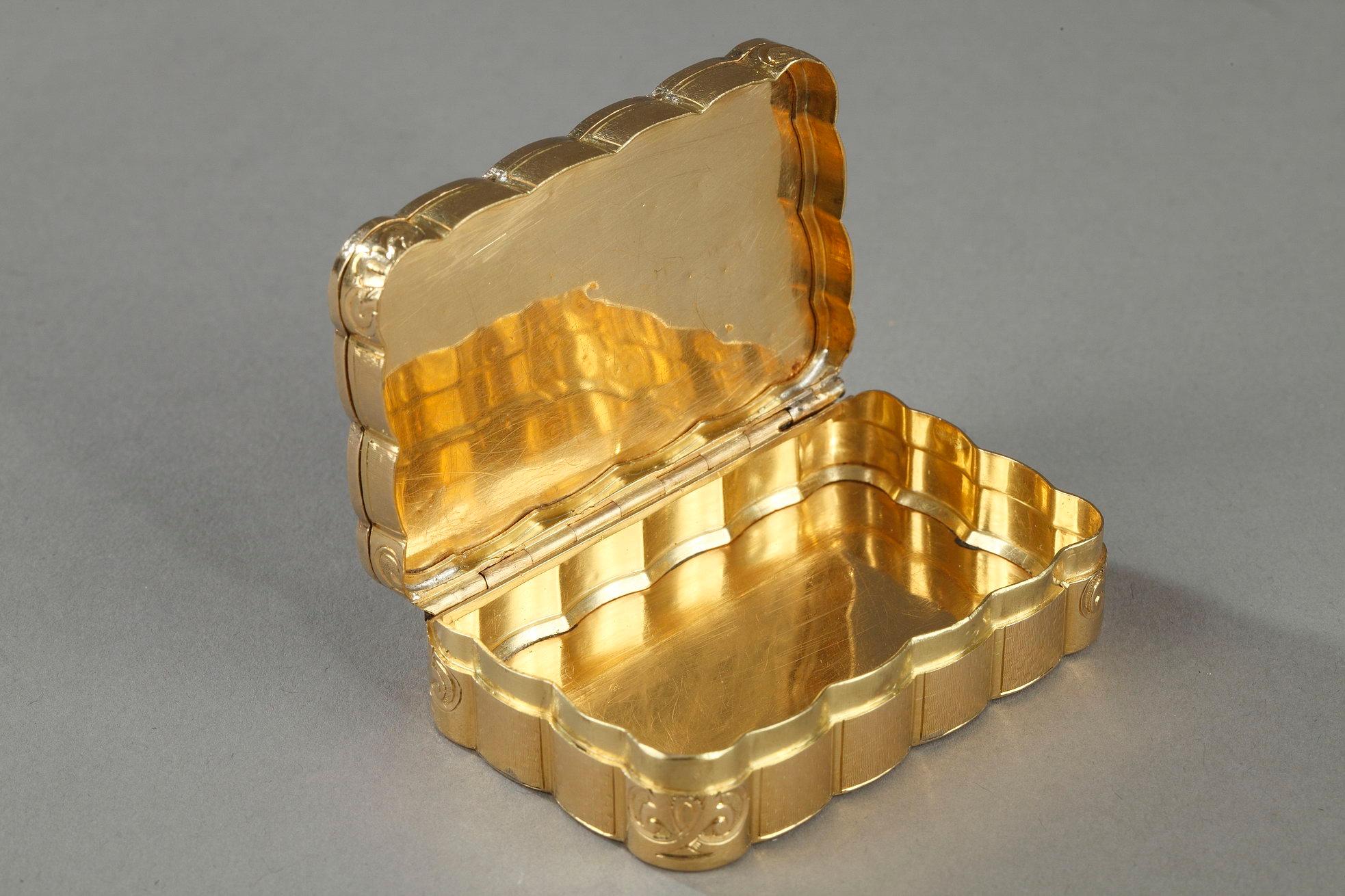 Schweizer Schnupftabakdose aus emailliertem Gold für den orientalischen Markt, ca. 1820-1830 im Angebot 3