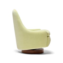 A Swivel Tilt & Rock Slipper Chair by Milo Baughman for Thayer Coggin Inc, 1960s