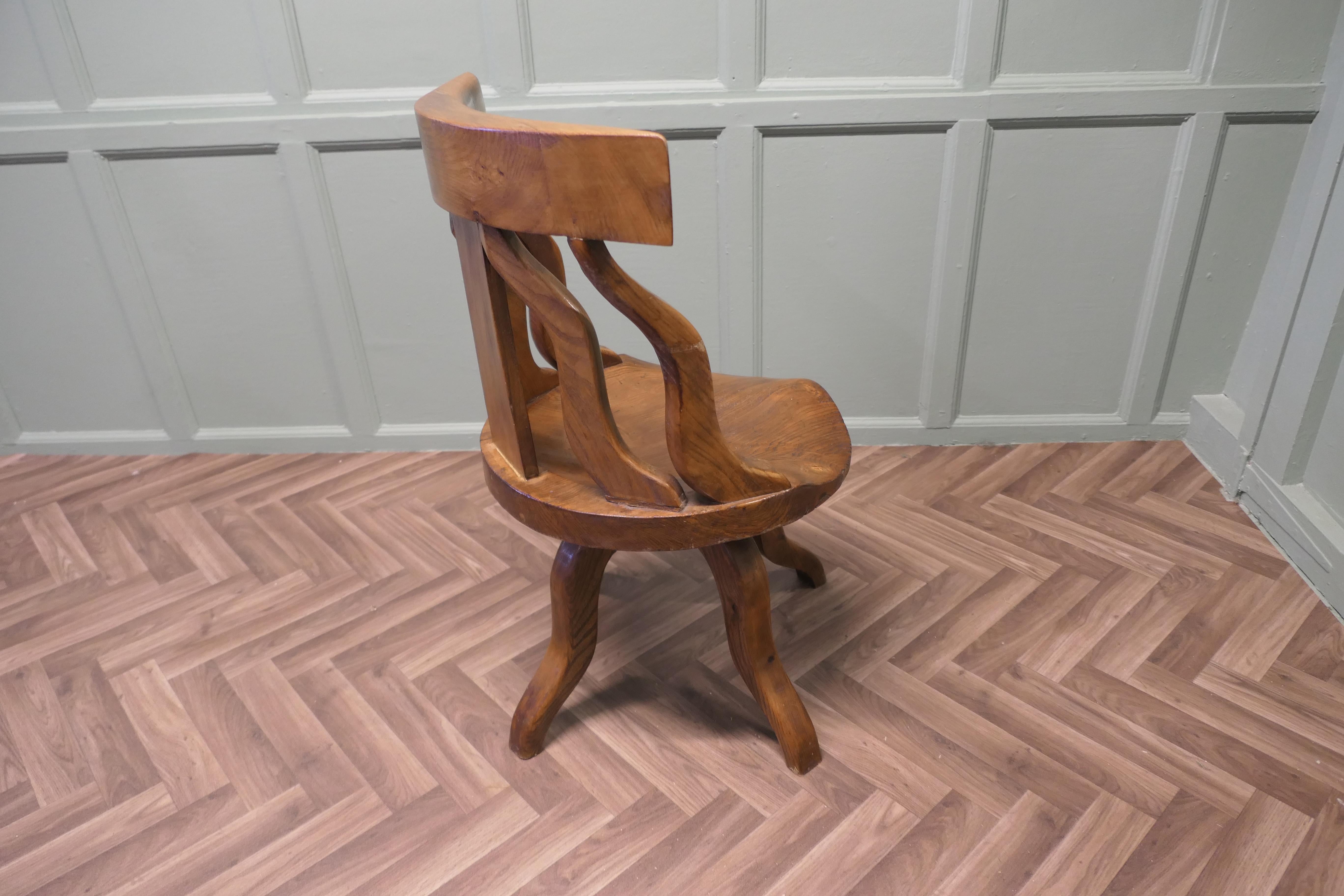 A Swivelling Elm Office Chair or Desk Chair   T For Sale 2