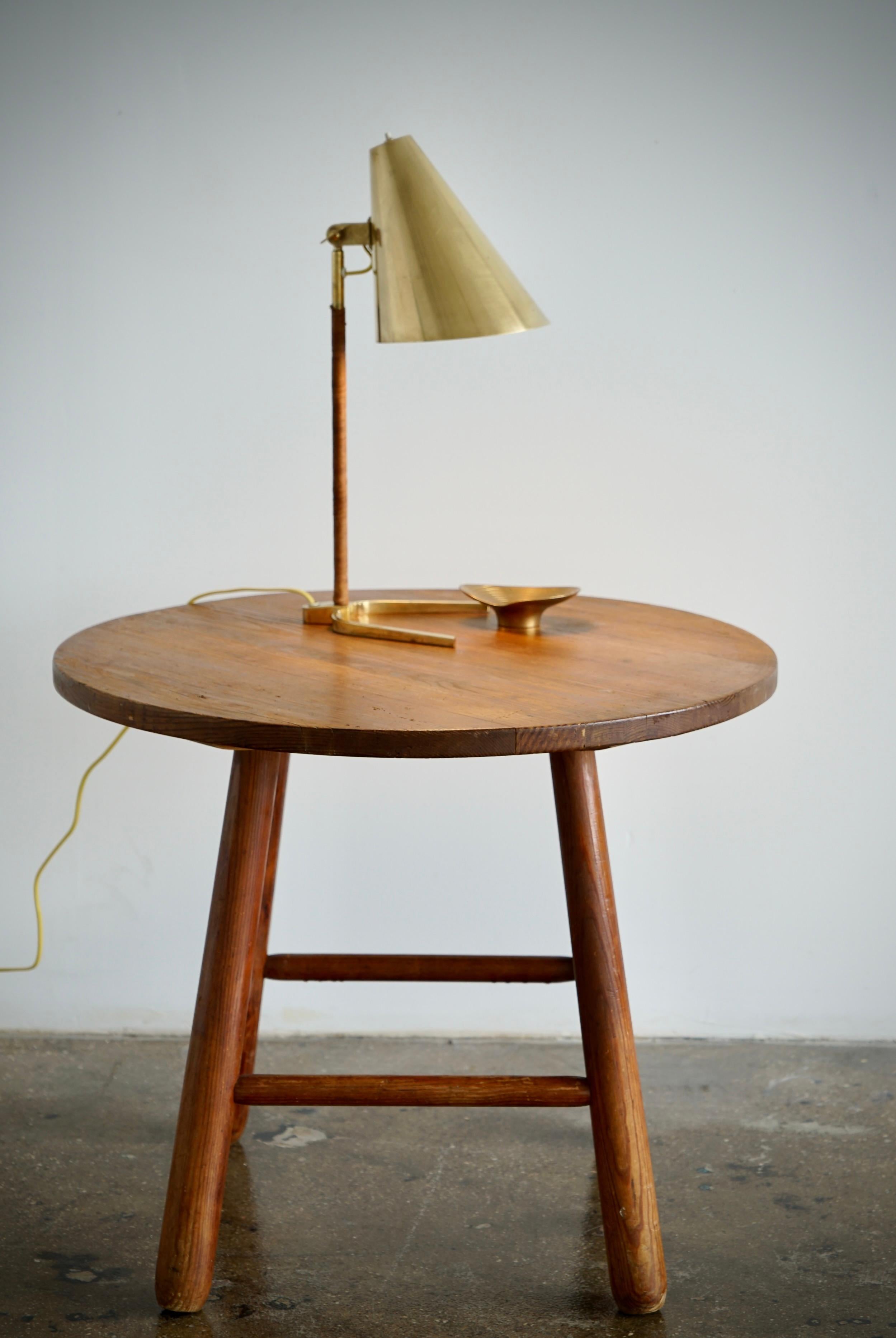 Lampe de table de Paavo Tynell pour Taito Oy, modèle 9225 en vente 1