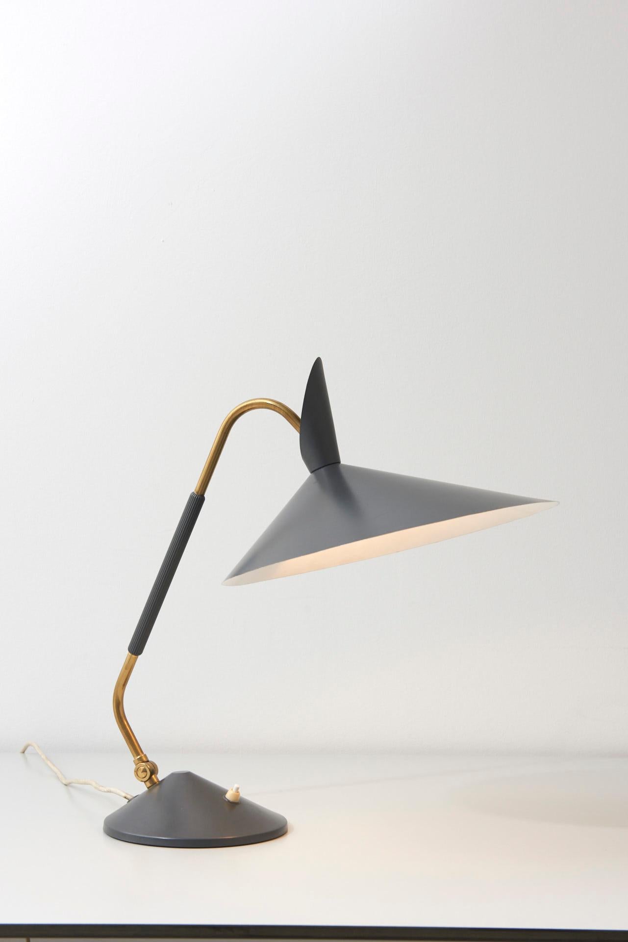Table Lamp in Brass with Grey Lamp Shade in the Style of S.A. Holm Sørensen im Angebot 2