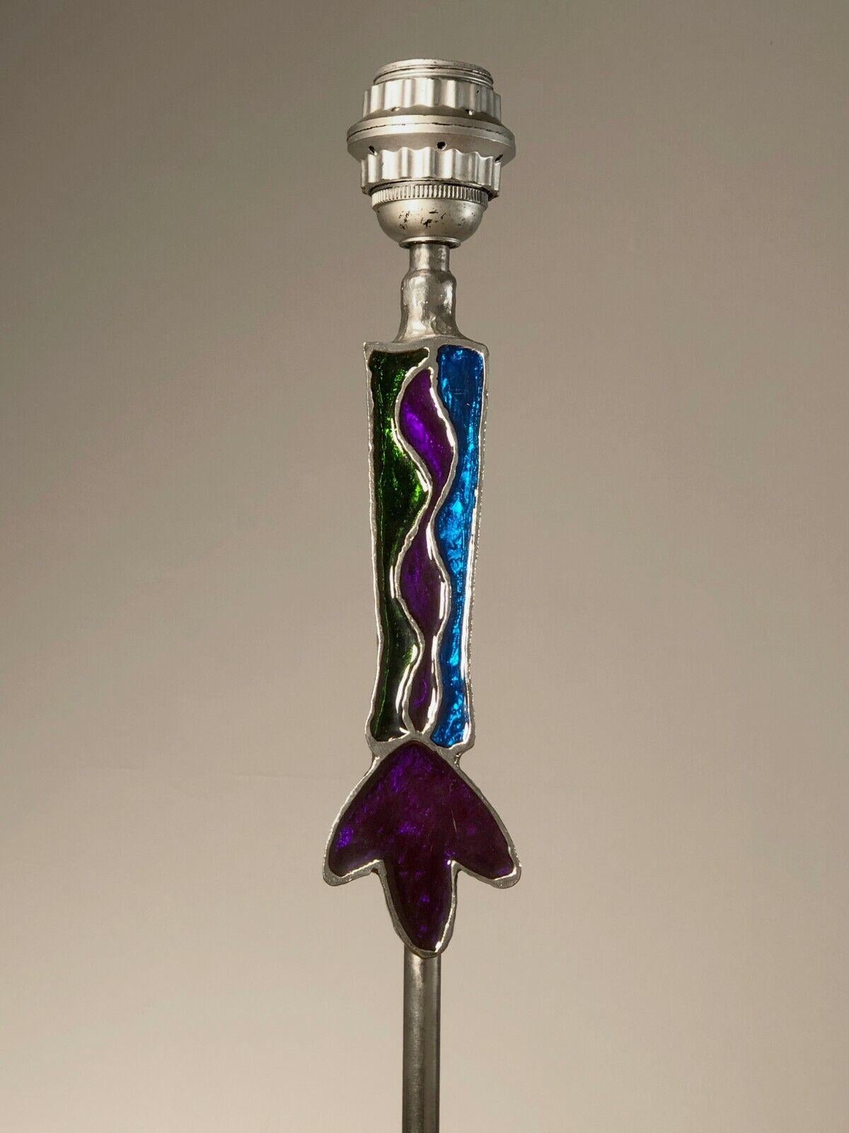 A POST-MODERN Sculptural TABLE LAMP von NICOLAS DEWAEL, ed. FONDICA, Frankreich 1990 im Zustand „Gut“ im Angebot in PARIS, FR