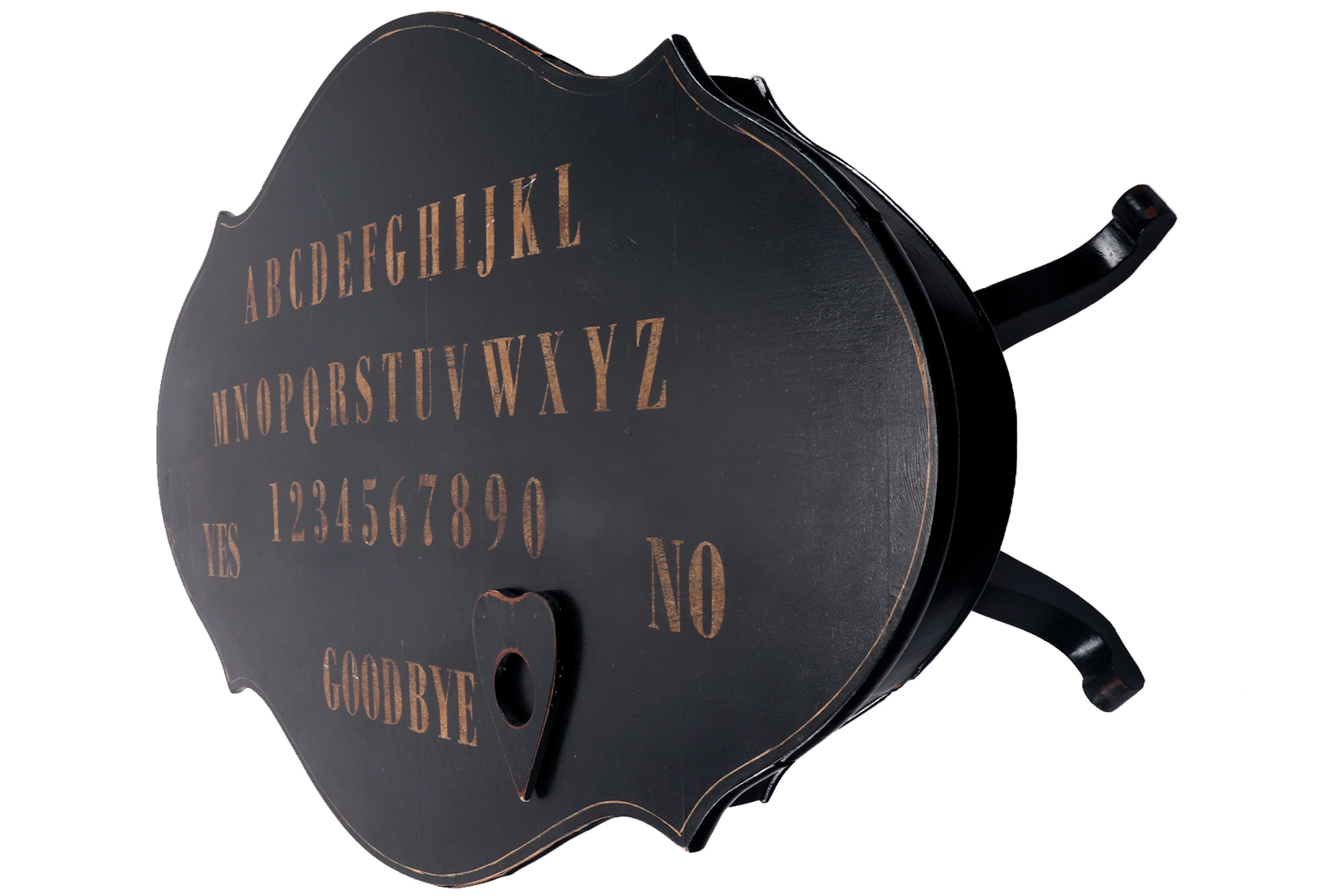 Table Ouija, Used for Séances, United States, 1870 In Good Condition For Sale In Milan, IT