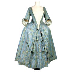 A taffeta brocaded silk blue à la Française Dress - France Circa 1780