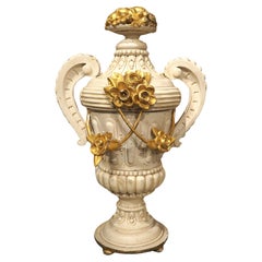 Urna alta de madera tallada y lacada del siglo XIX procedente de Florencia, Italia