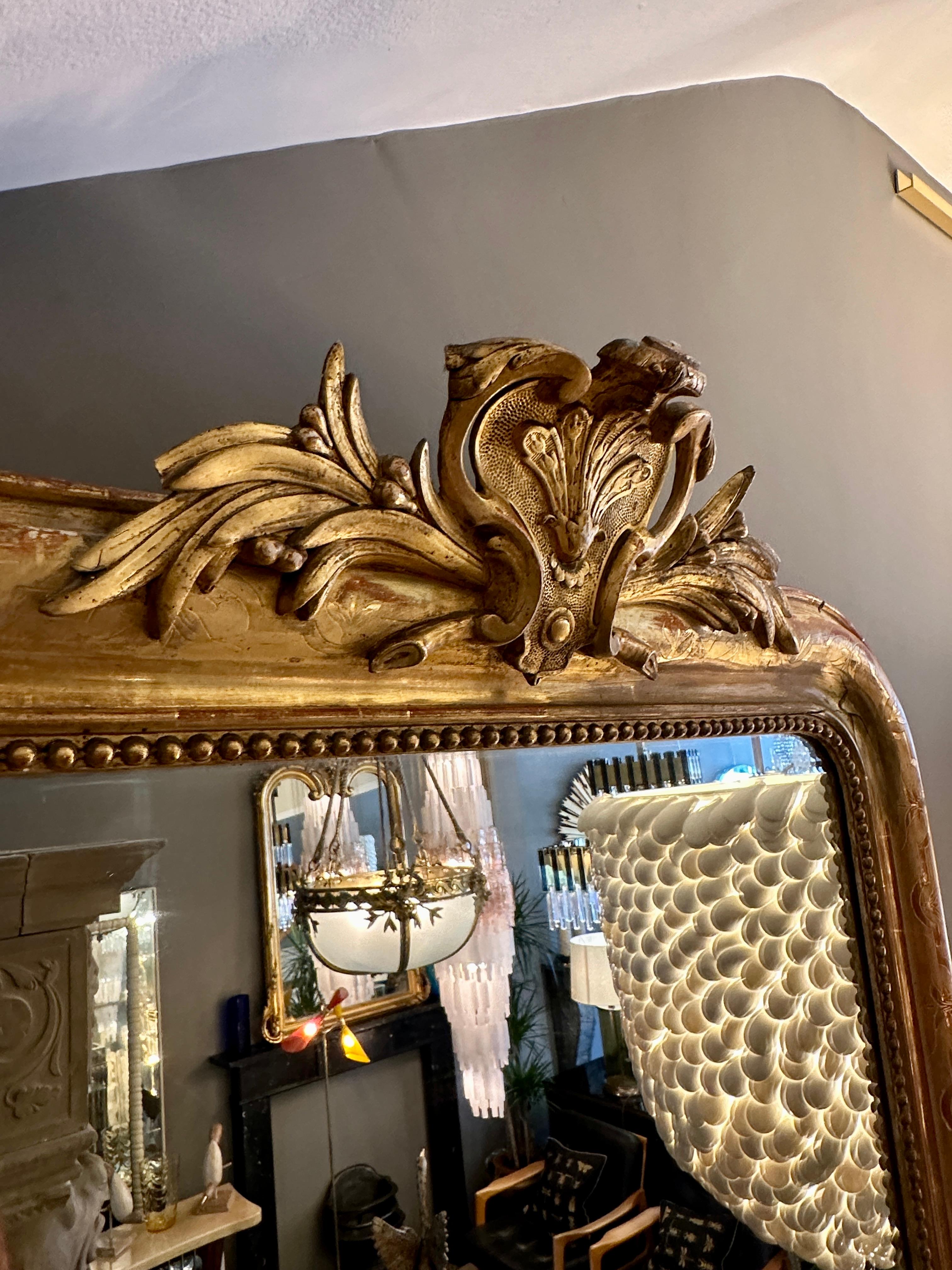 A Tall Antique Gold Gilt French Crested Mirror In Good Condition In London, GB
