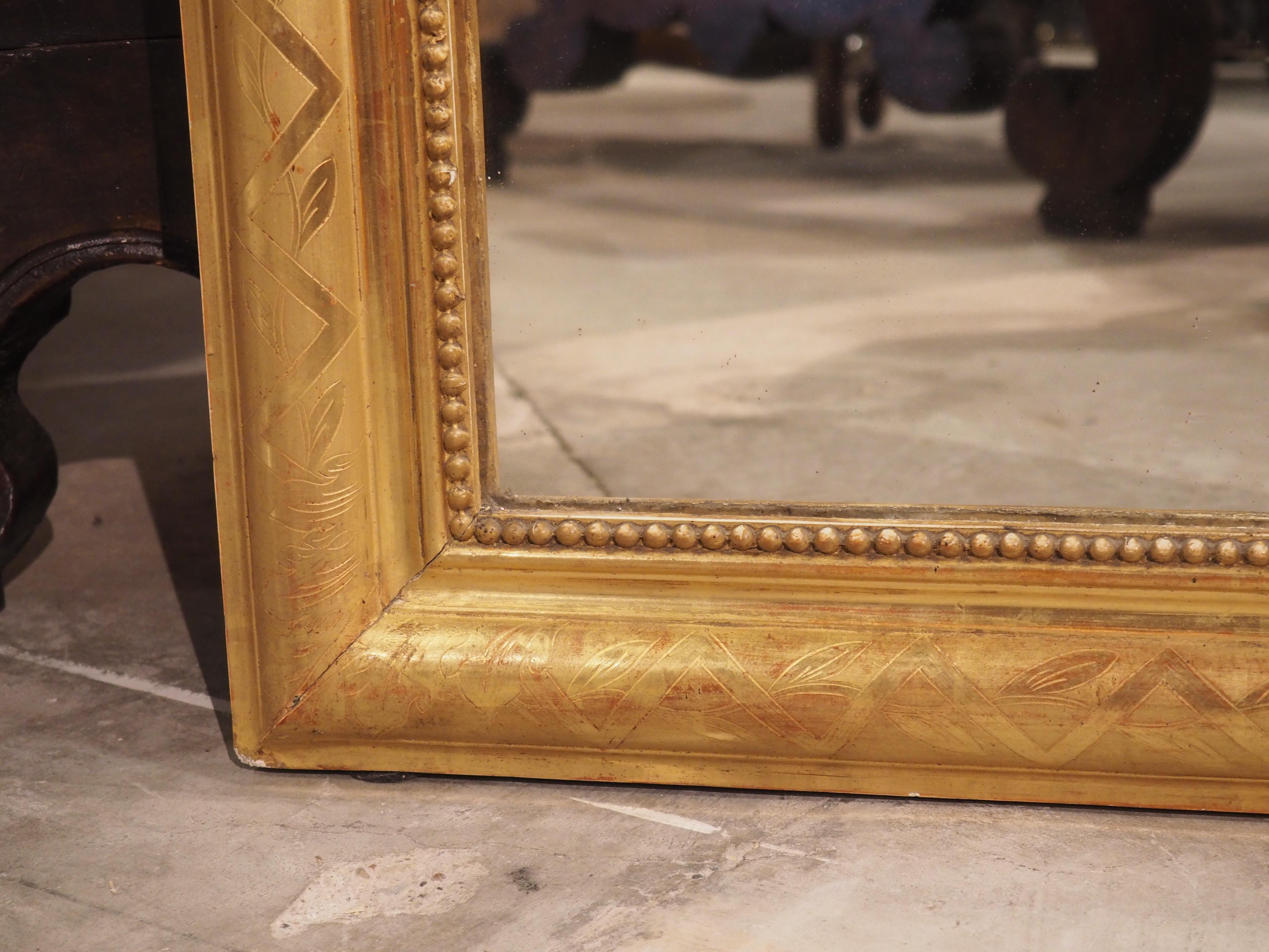 Großer antiker Blattgold-Louis-Philippe-Spiegel aus Frankreich, 19. im Zustand „Gut“ im Angebot in Dallas, TX