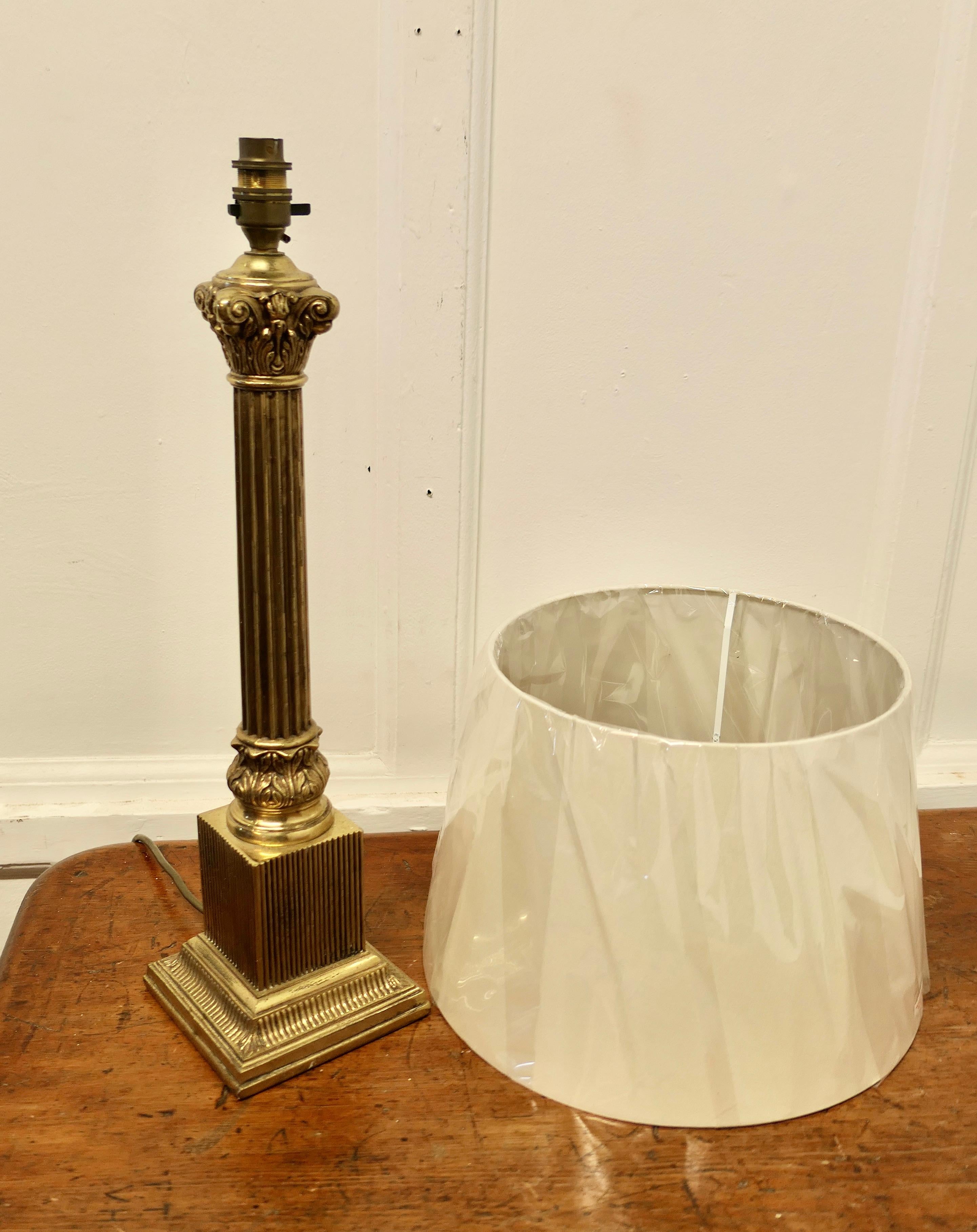A Tall Brass Corinthian Column Table Lamp      For Sale 4
