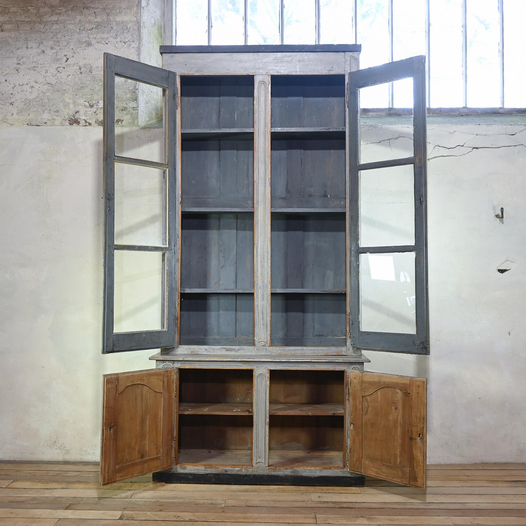 Tall Early 19th Century French Painted Glazed Bibliothèque, Bookcase For Sale 8