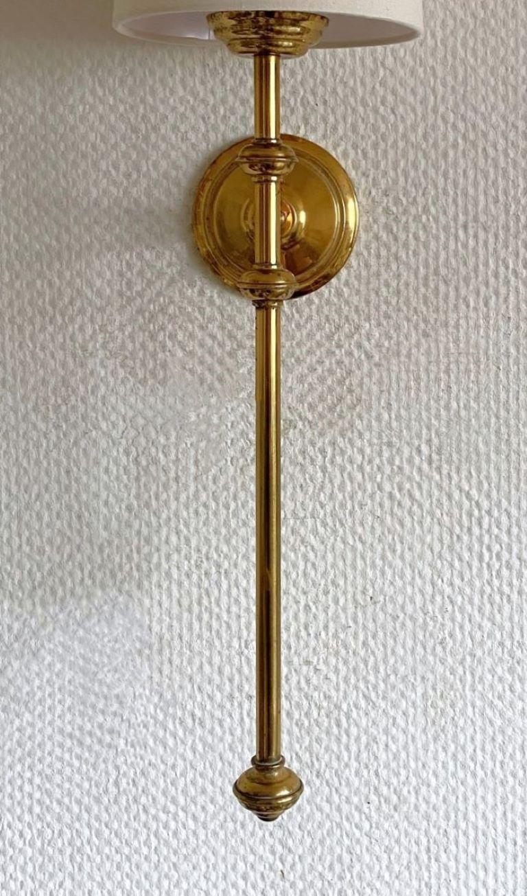 A tall French Maison Jansen Style Brass Wall Sconce, Wall Light, 1950s For Sale 2