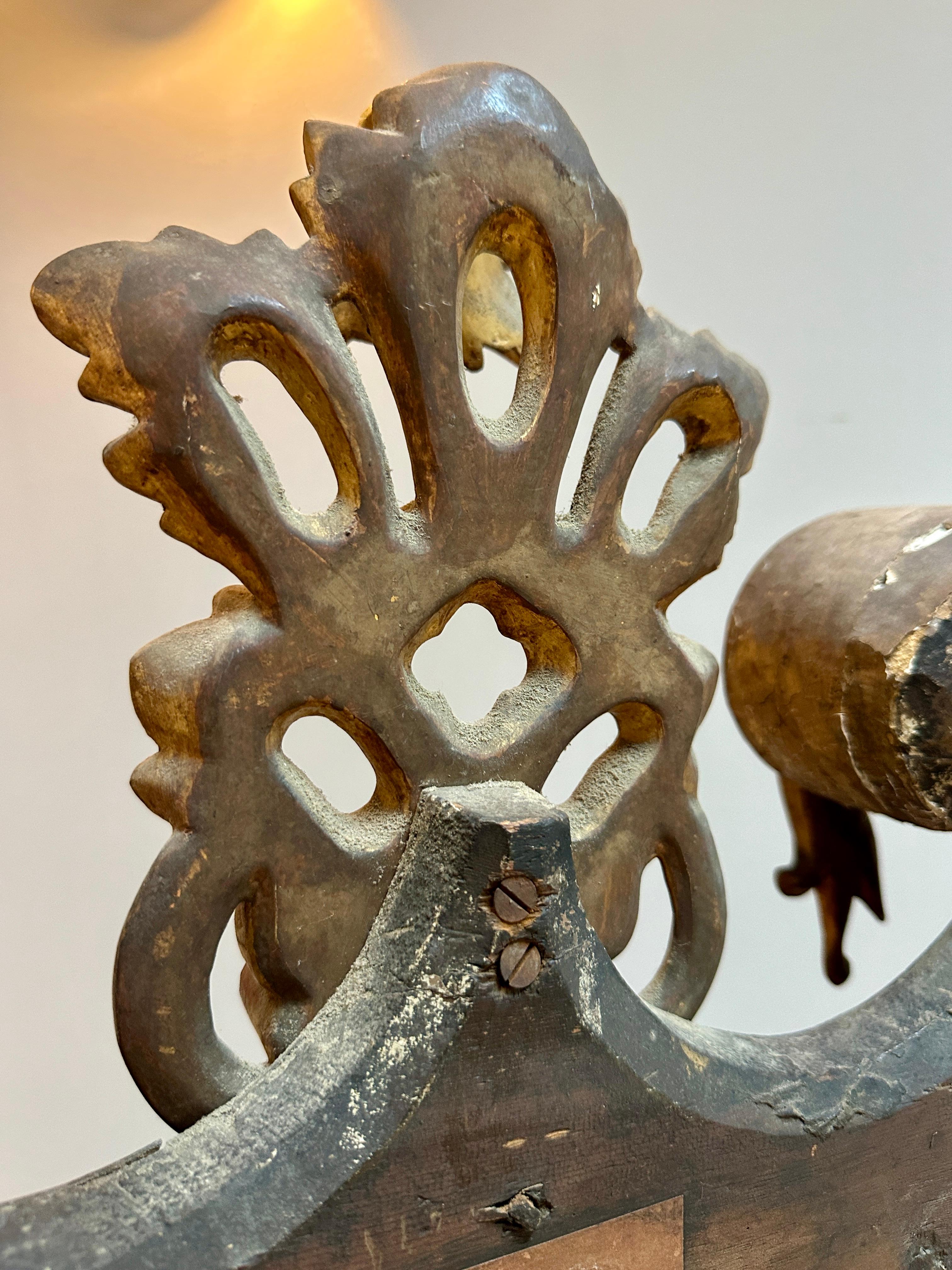Grand miroir d'embarcadère George II en bois doré et noyer en vente 11