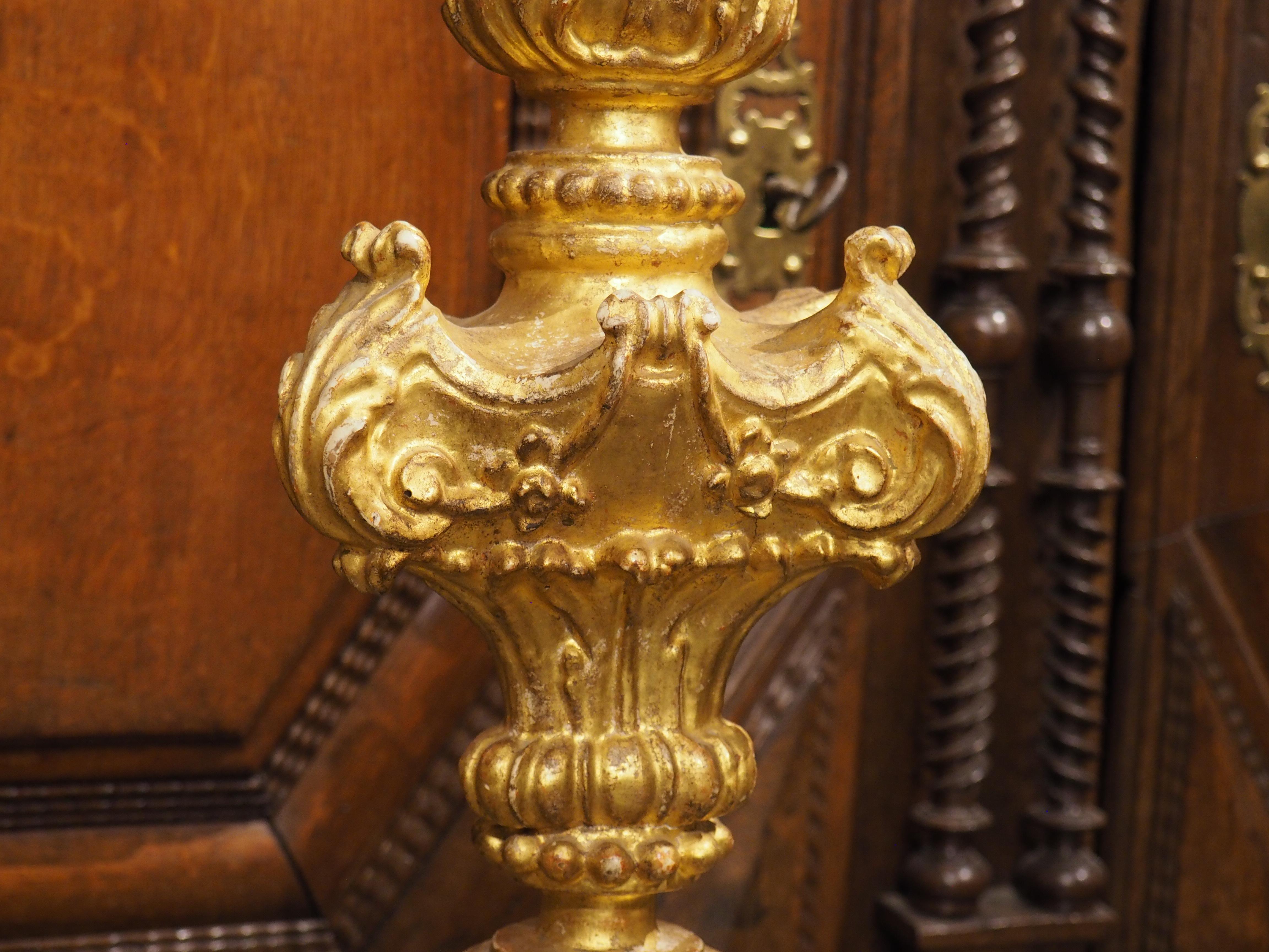 A Tall Pair of 18th Century Giltwood Candlesticks from France For Sale 1