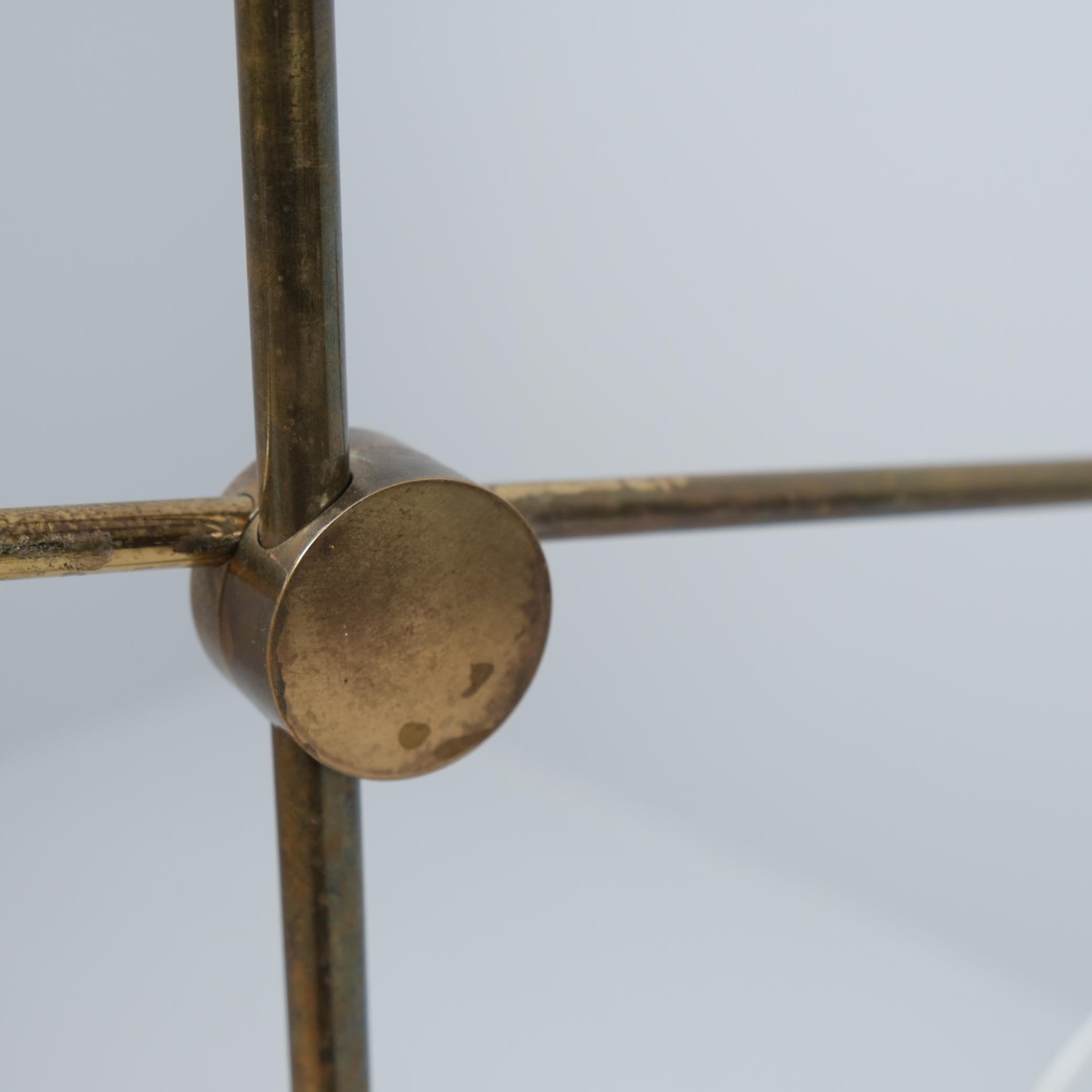 Una lampada da terra regolabile Tapio Wirkkala K10-11 in bianco e ottone, Idman 1950s in vendita 4