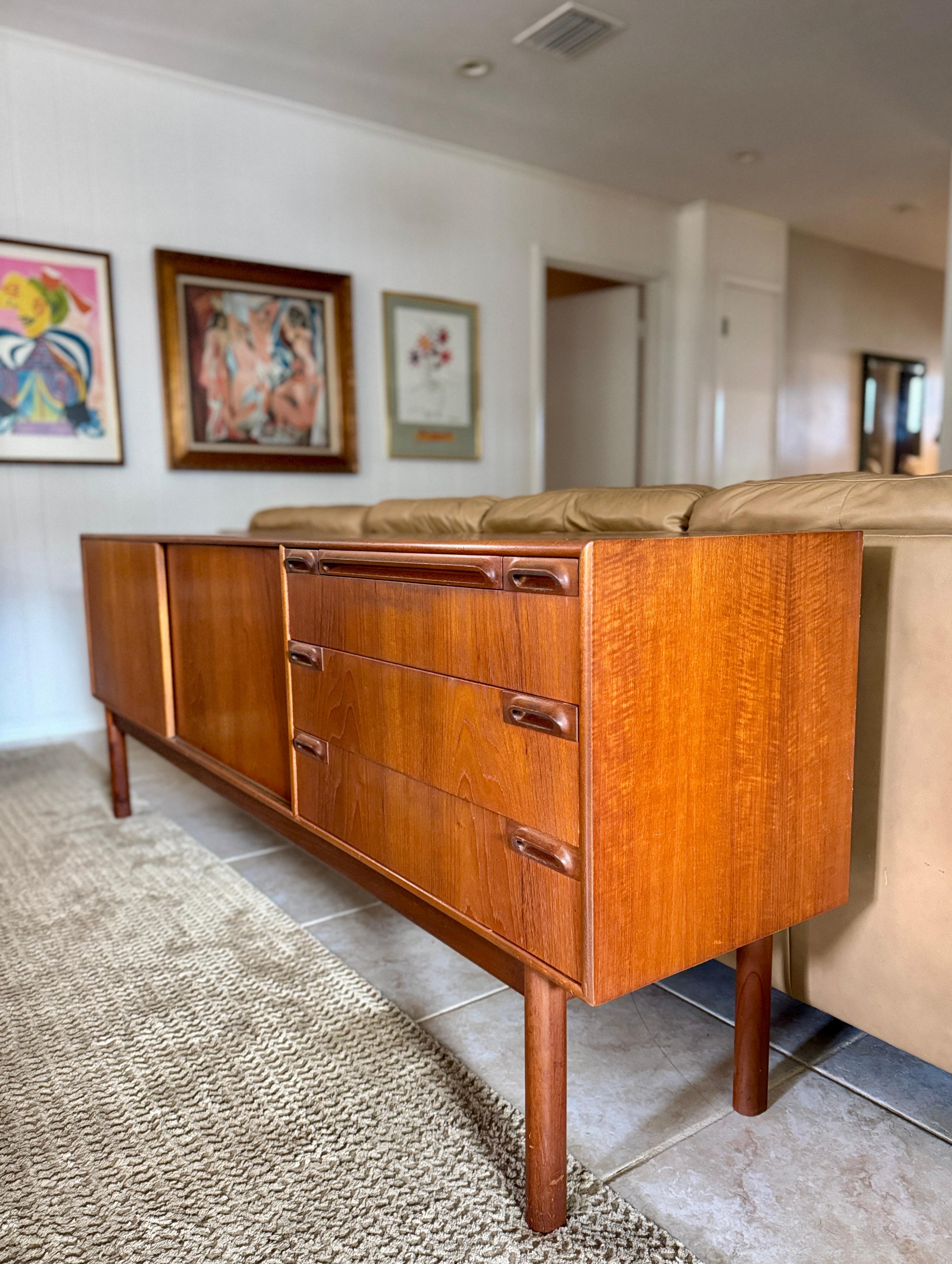 Teak Una credenza 