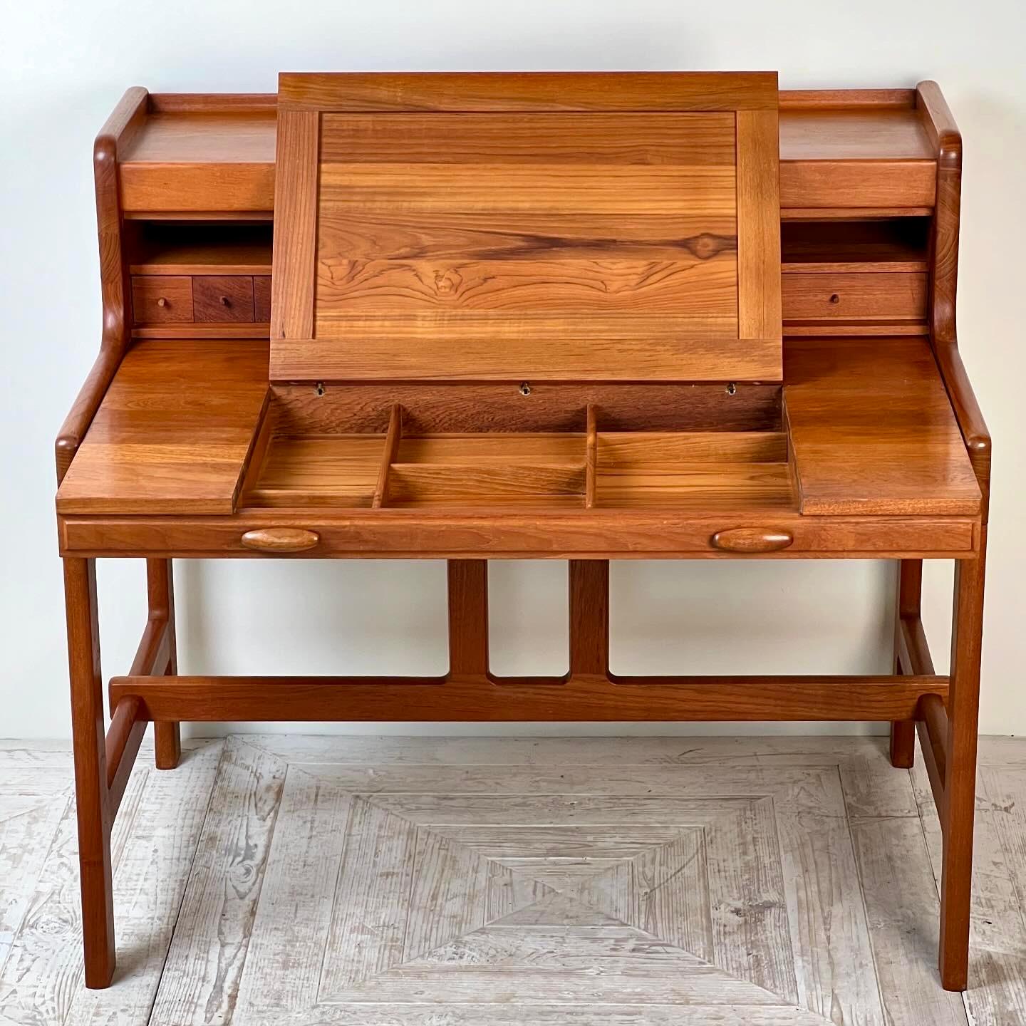 A Teak Tambour Desk Designed By John Mortensen For Dyrlund, Denmark In Good Condition In London, GB