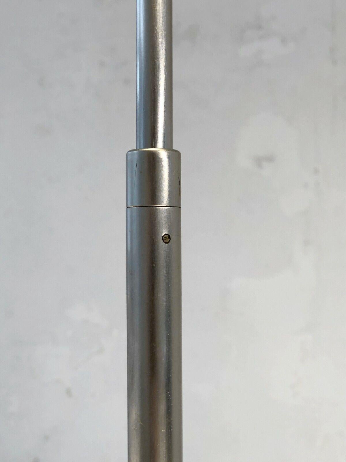 A MINIMAL MODERNIST Telescopic FLOOR LAMP par OSTUNI & FORTI, O-LUCE, Italie 1970 en vente 1