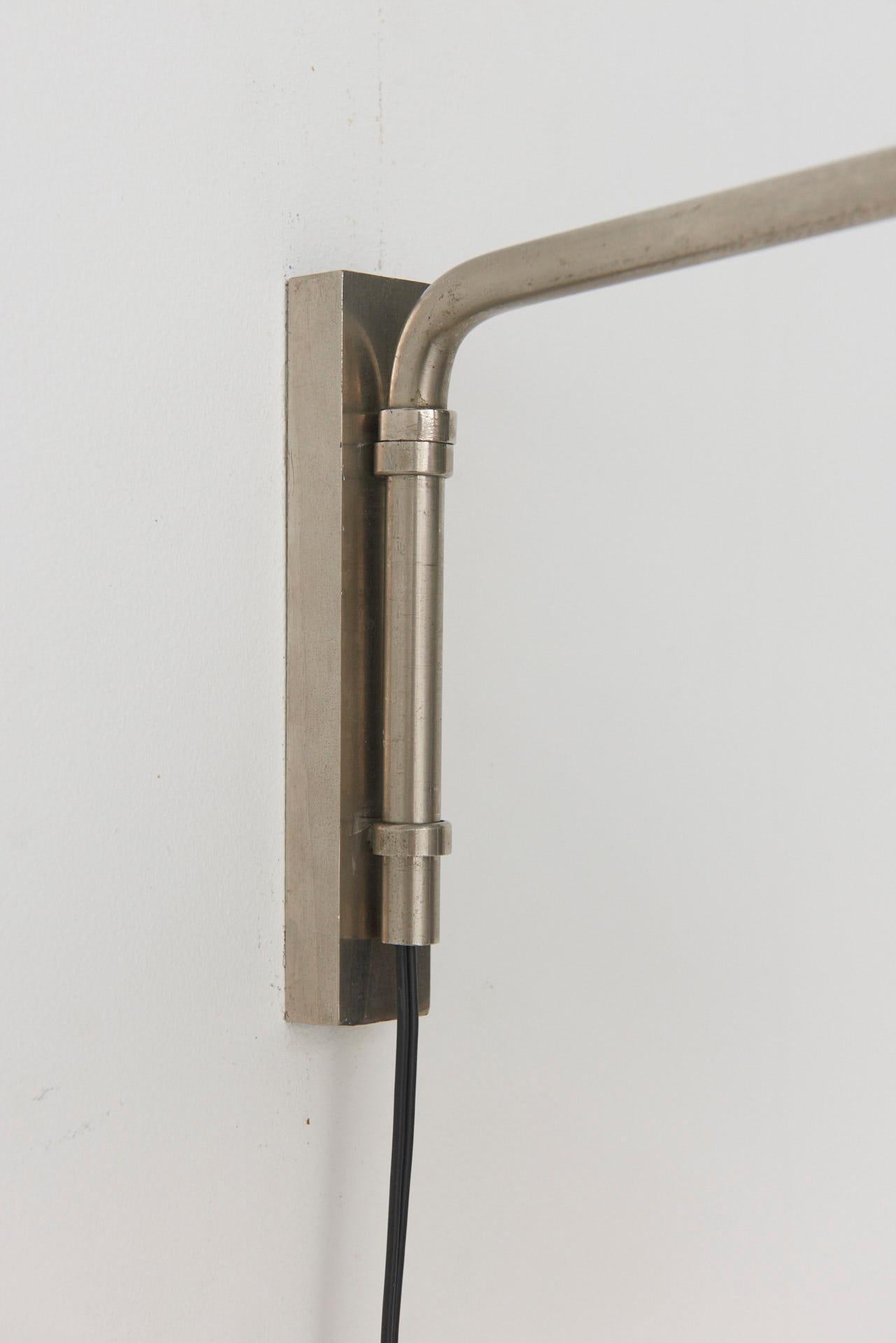 A telescopic wall lamp - H. Fillekes - Artifort For Sale 3