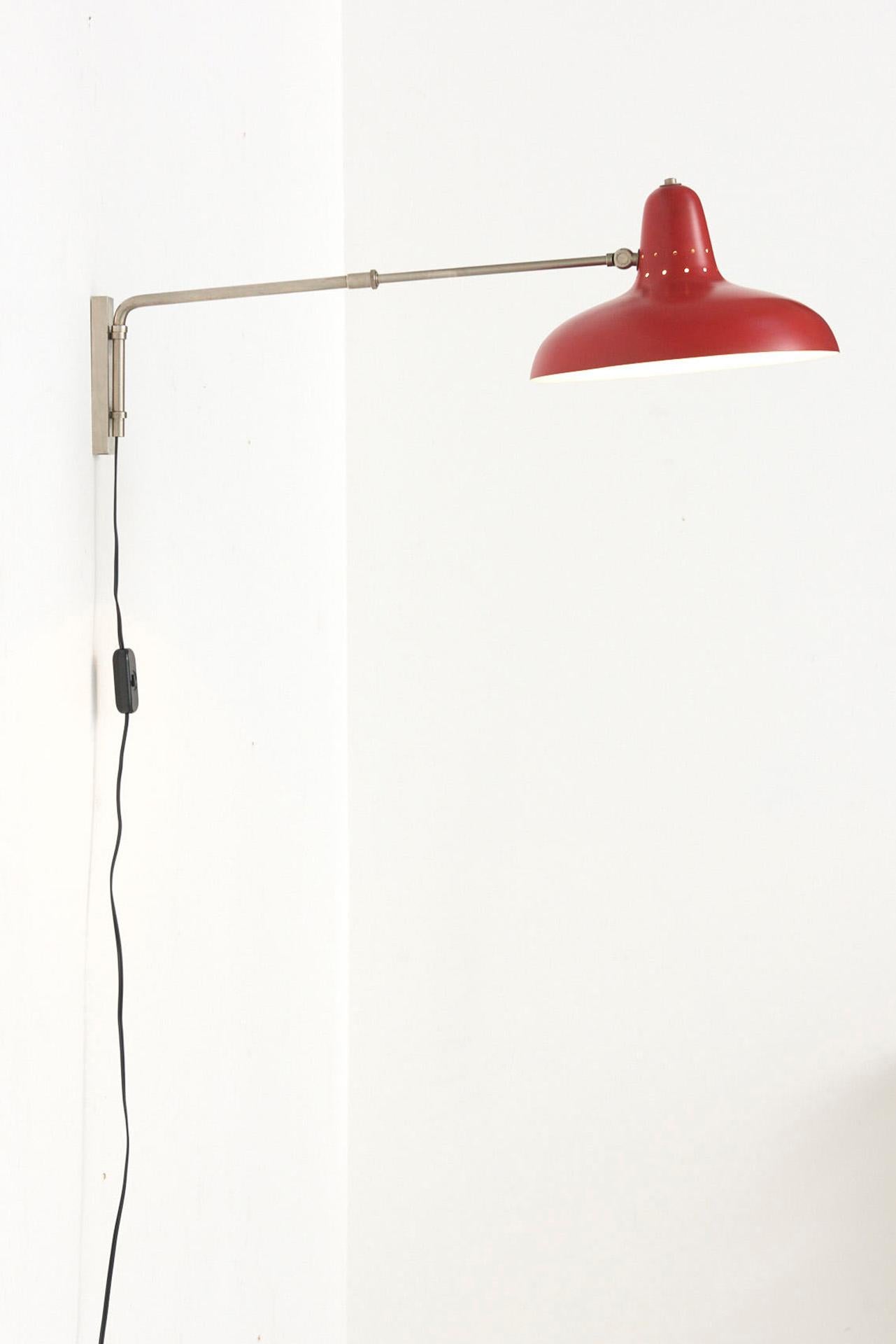 Dutch A telescopic wall lamp - H. Fillekes - Artifort For Sale