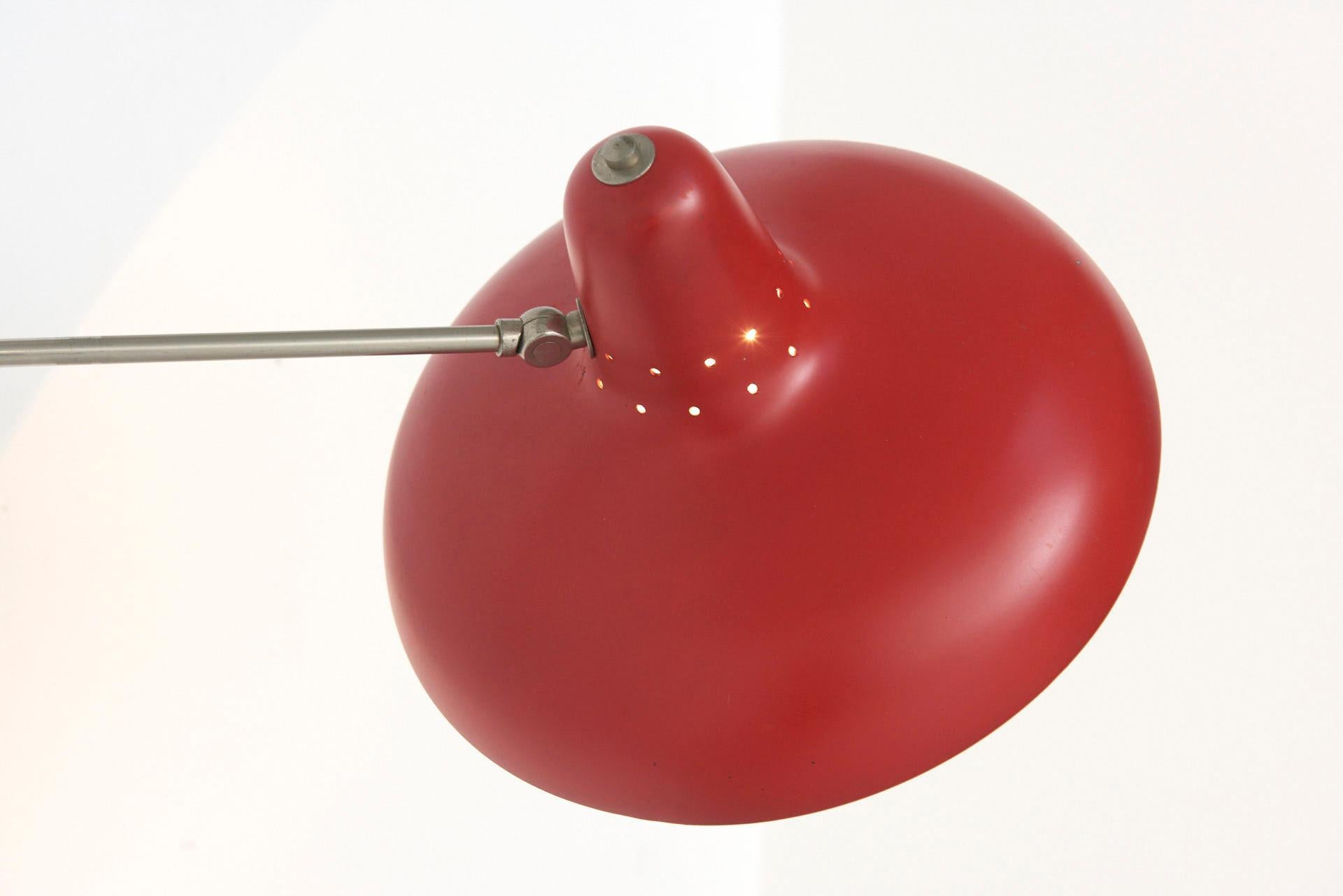 A telescopic wall lamp - H. Fillekes - Artifort In Good Condition For Sale In Antwerpen, BE