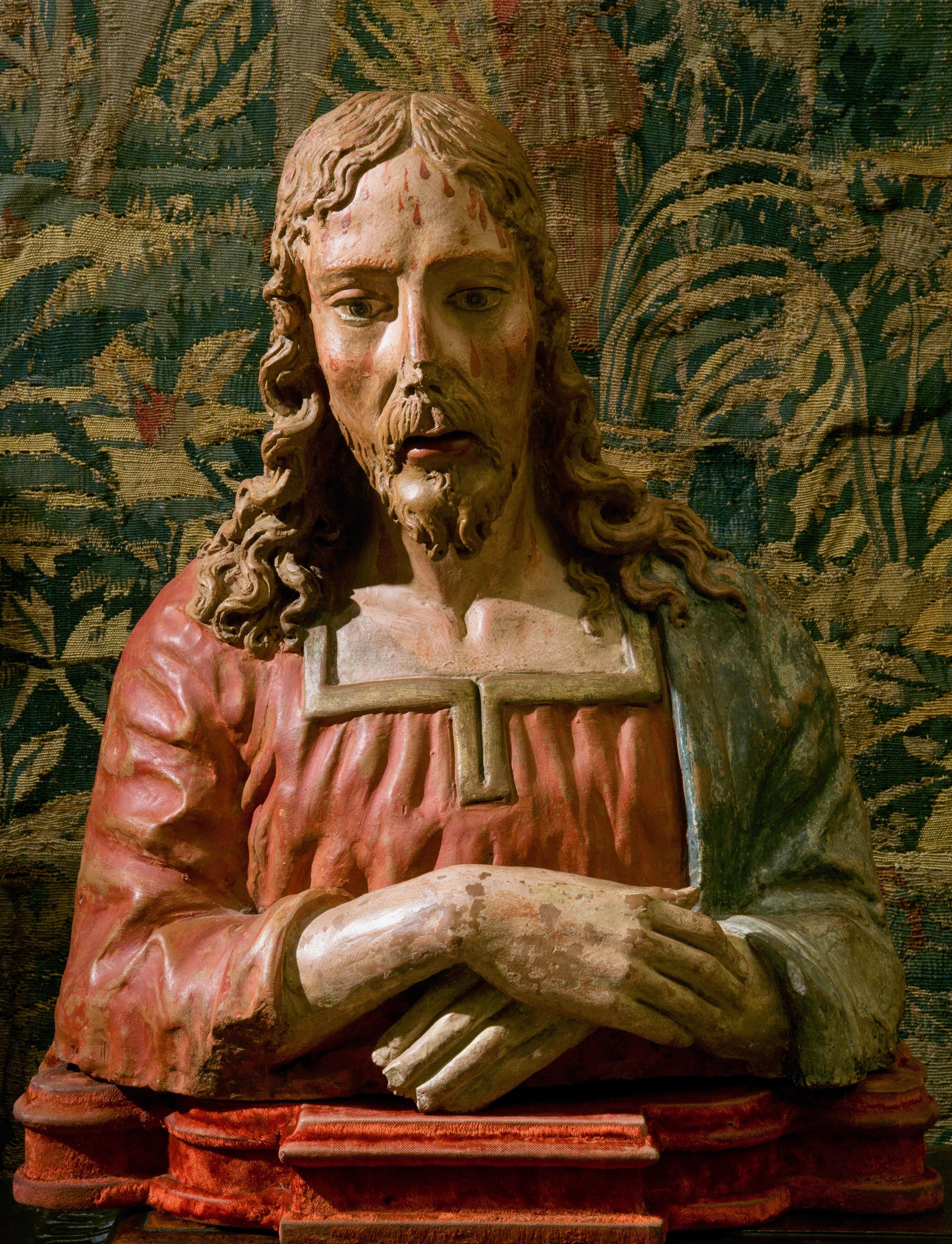 A terracotta bust of Christ as The Redeemer
Tuscany or Emilia Romagna, late 15th century
 Measures: 46 x 43 x 21 cm
 
 This powerful, moving bust of Christ as the Redemeer is characteristic of a type of terracotta statuary that flourished in the