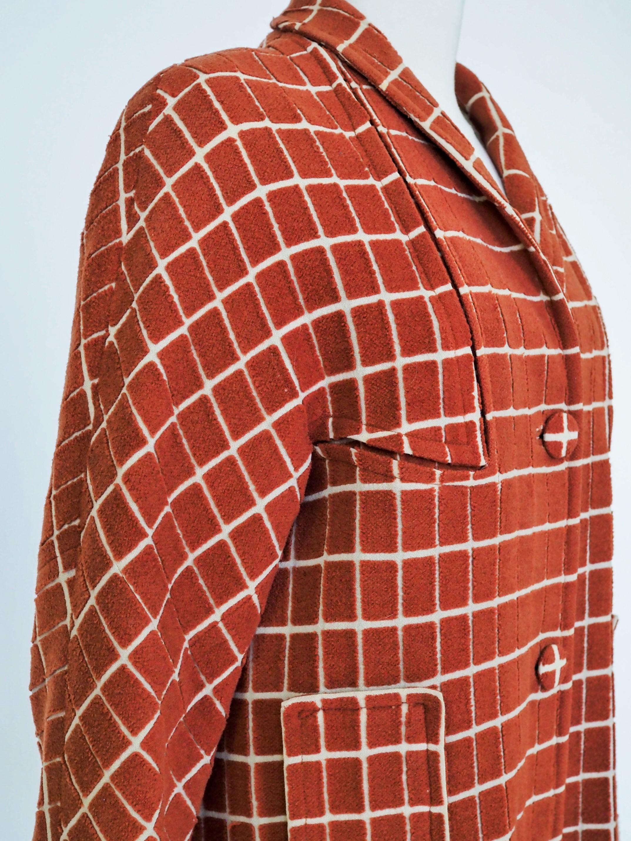 A Terracotta Velvet Art Deco Coat with Cubist graphics - France Circa 1930 9