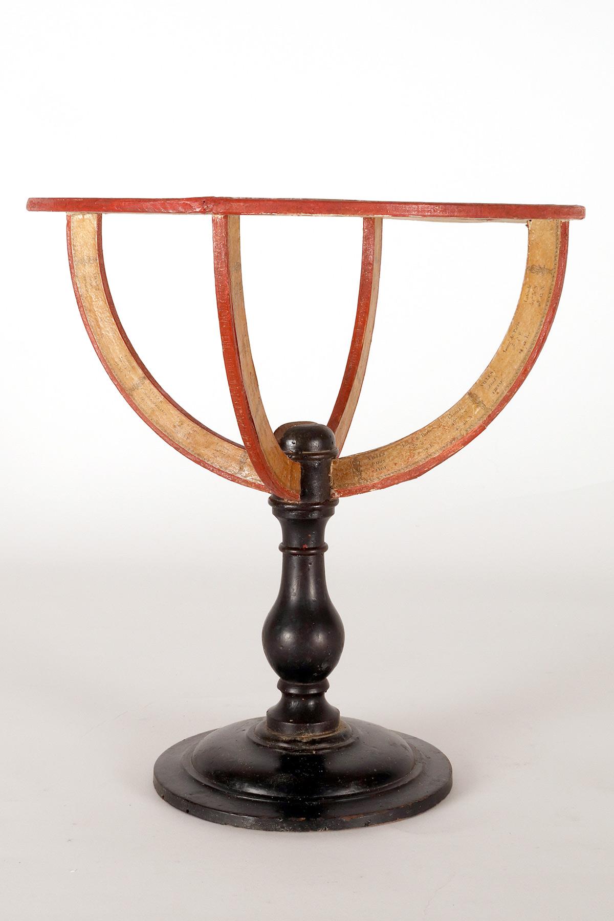 A terrestrial seven inches globe, signed Felix Delamache, France 1845. in vendita 5