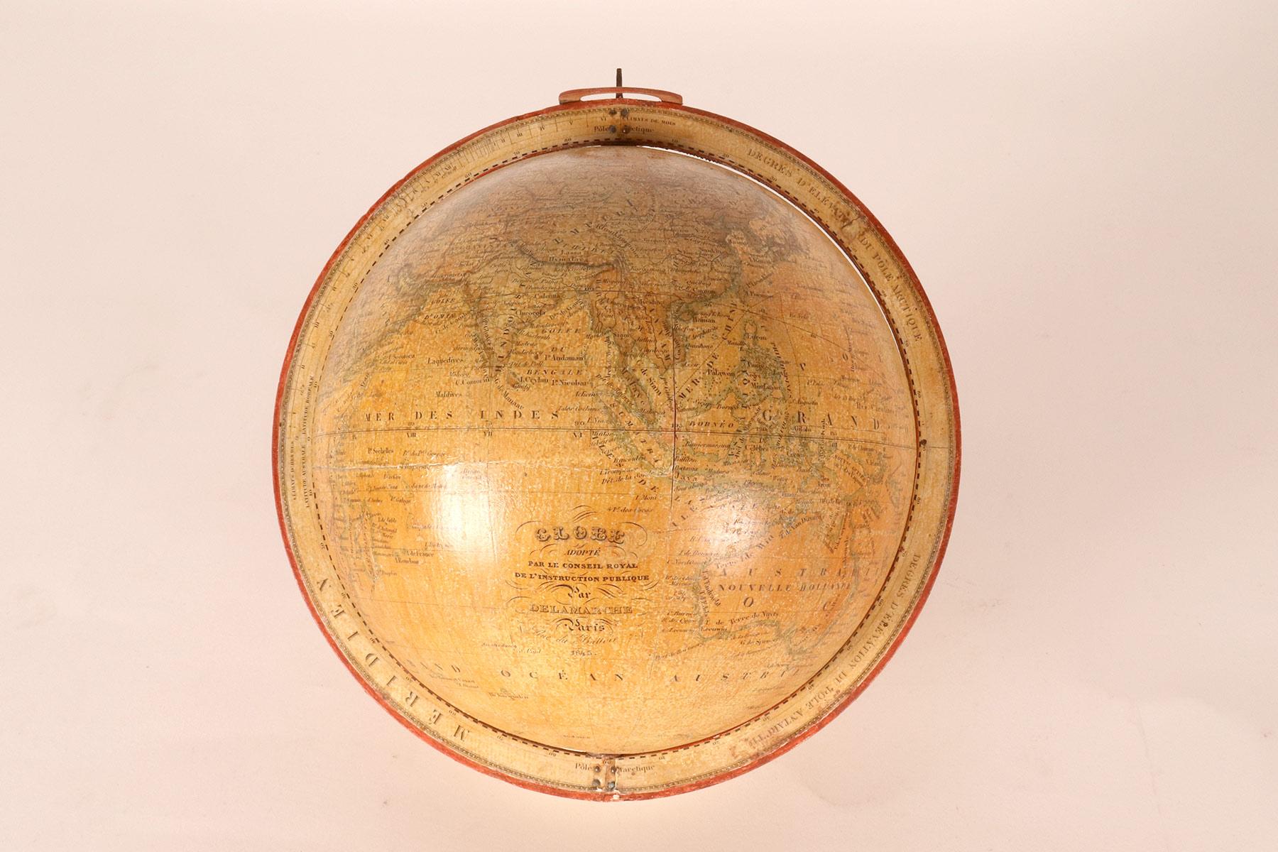 A terrestrial seven inches globe, signed Felix Delamache, France 1845. in vendita 1