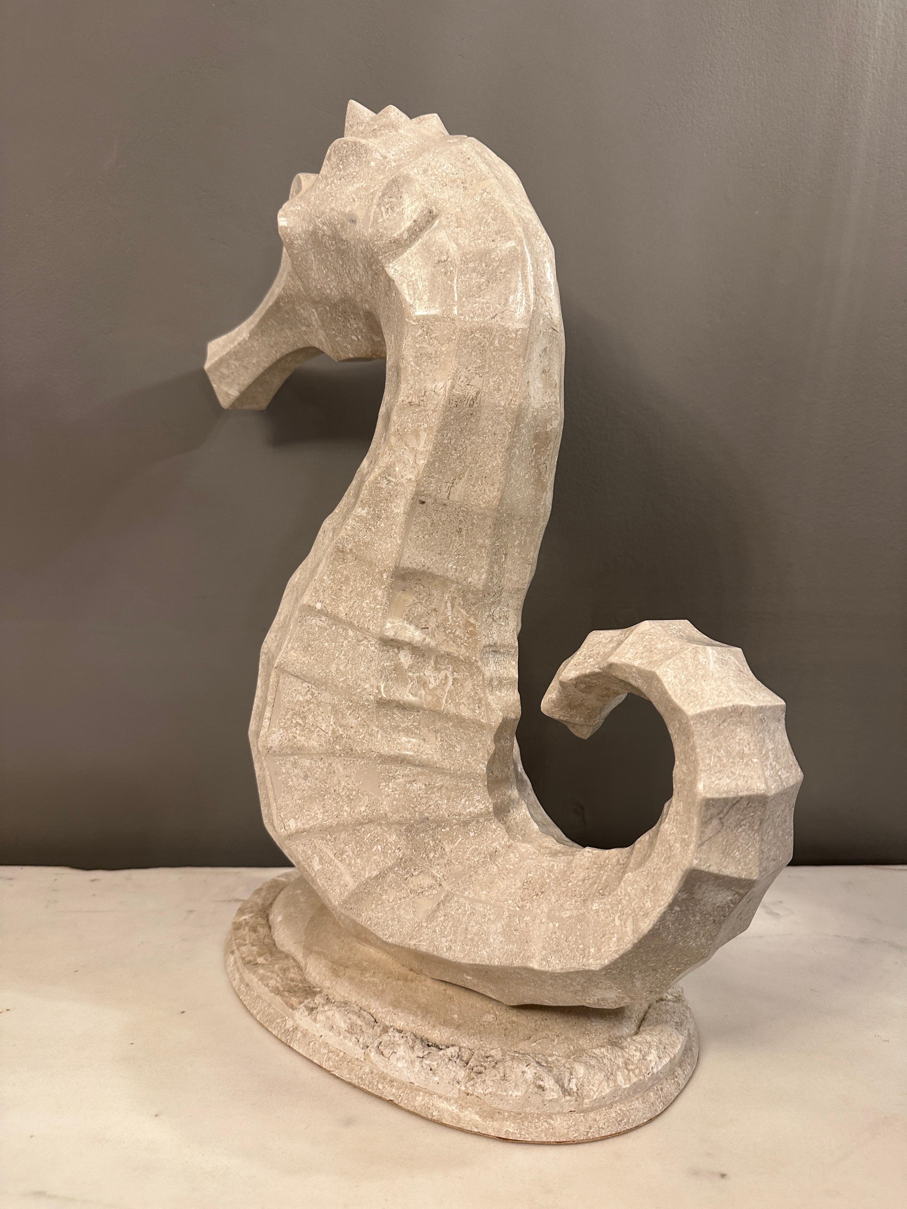 Moderne Horse en marbre tessellé de Maitland Smith  en vente