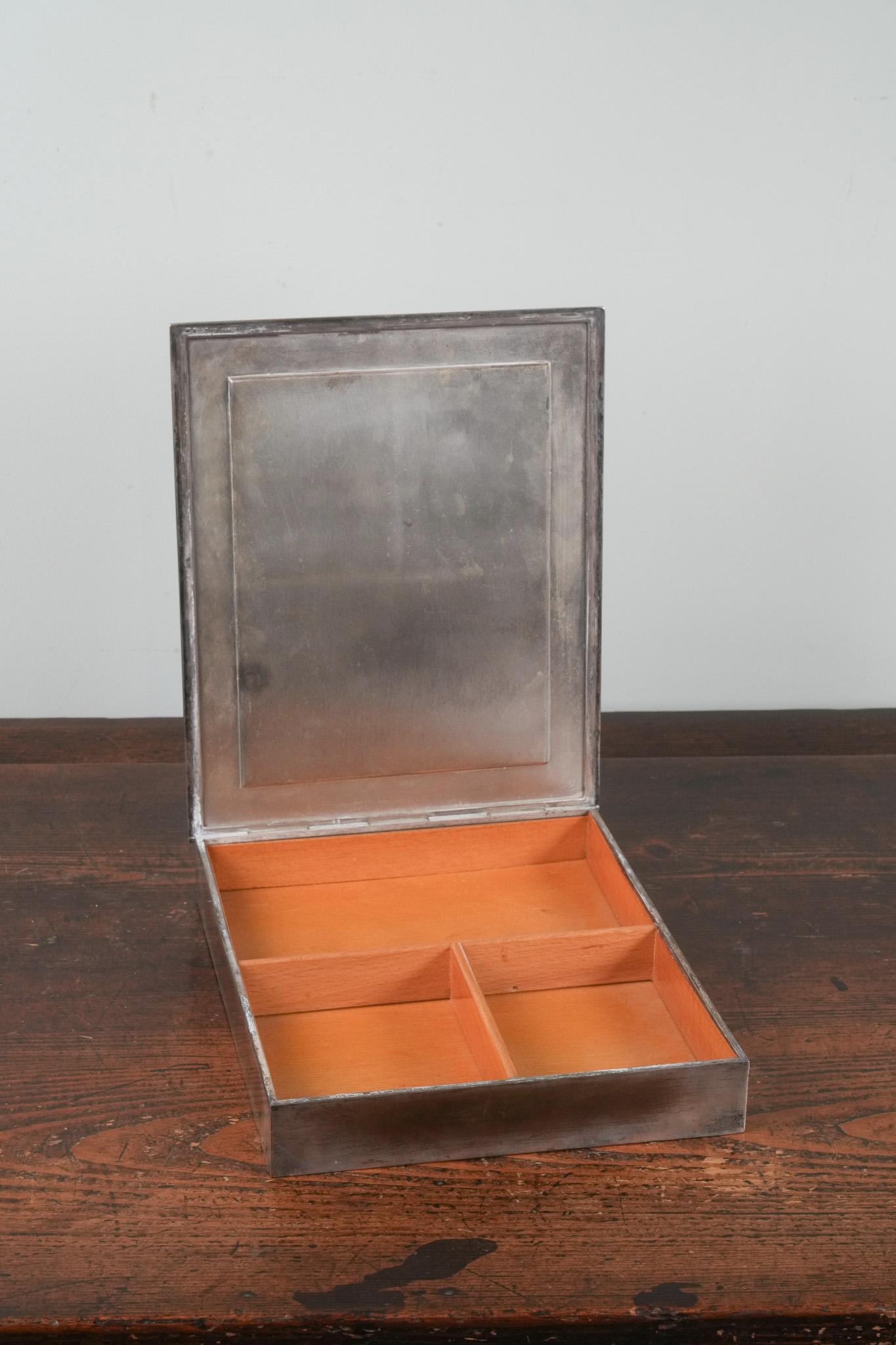 Un humidificador de puros o cigarrillos Tevan en Bueno Estado en Conwy, GB
