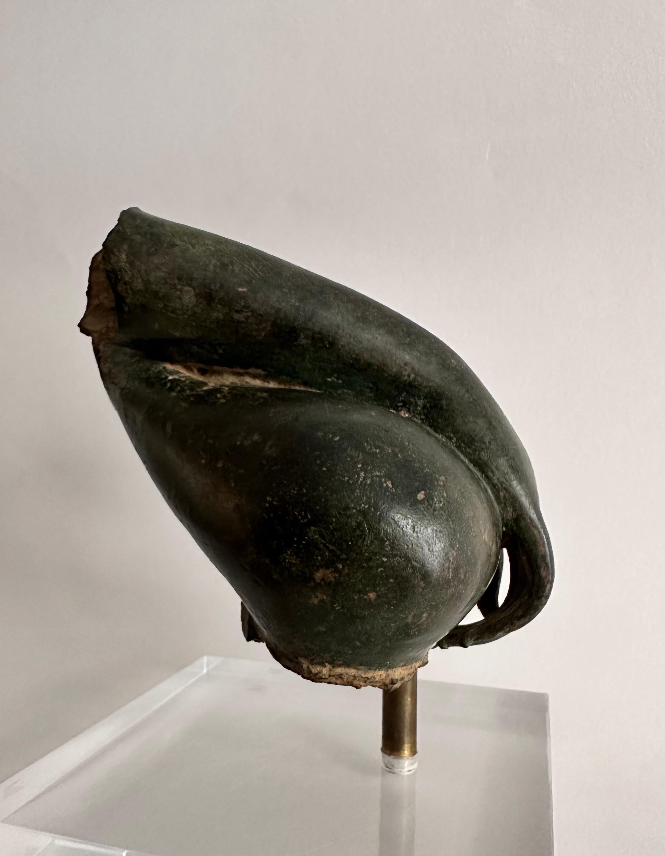 Frammento di Buddha in bronzo tailandese, XV secolo in vendita 5
