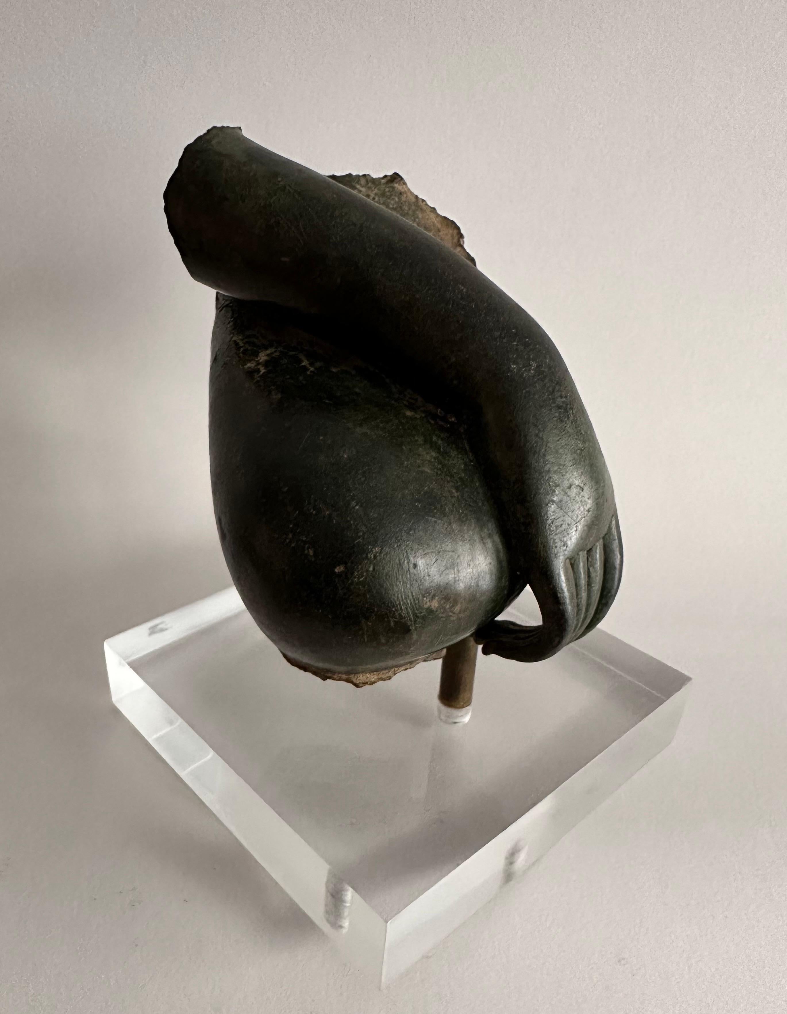 Frammento di Buddha in bronzo tailandese, XV secolo in vendita 6