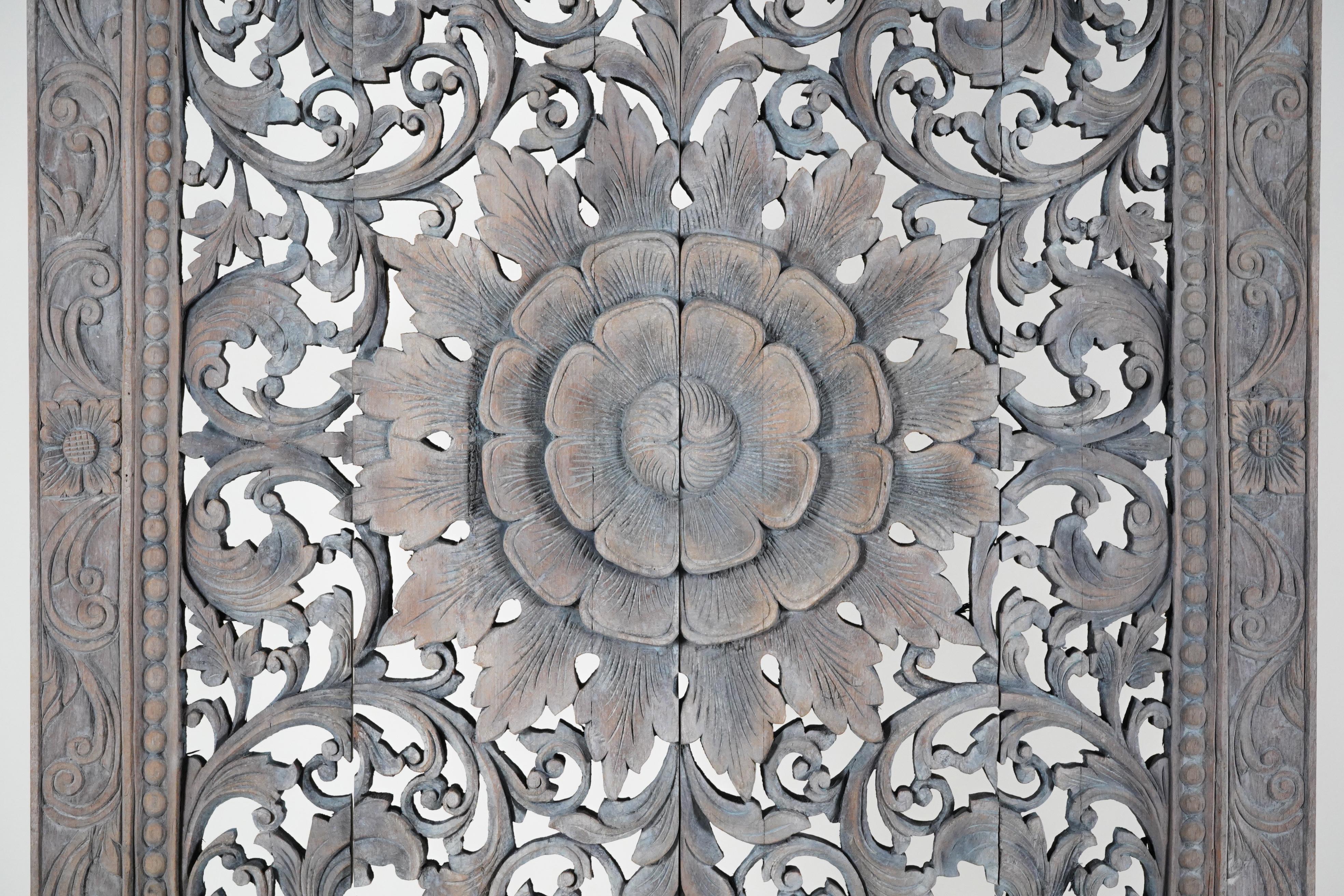 A Thai Teak Wood Rectangular Lotus Flower Panel 4'x8' In Good Condition In Chicago, IL