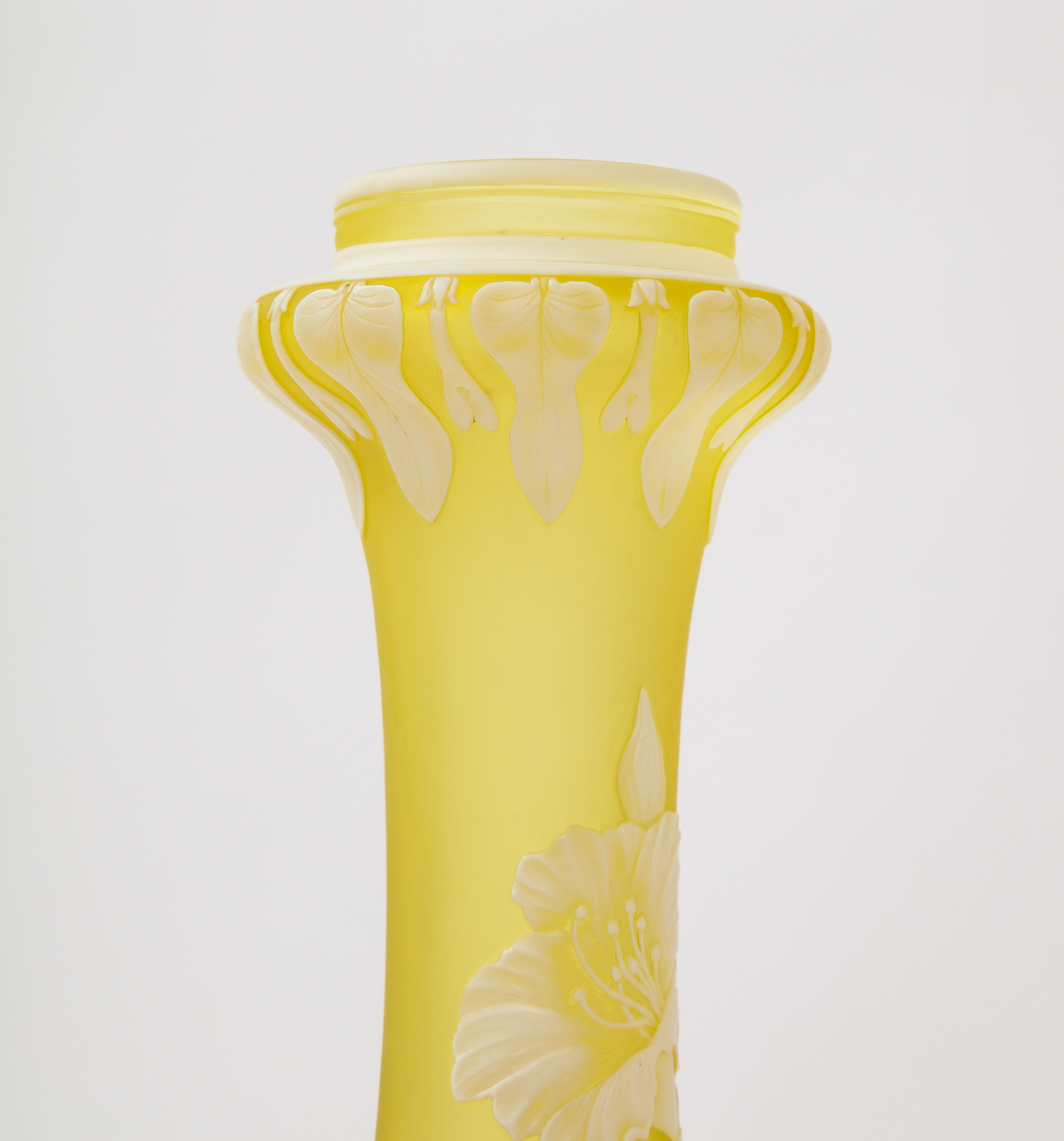 Thomas Webb & Sons Double Overlaid White Over Yellow Etched & Acid Washed Vase For Sale 4