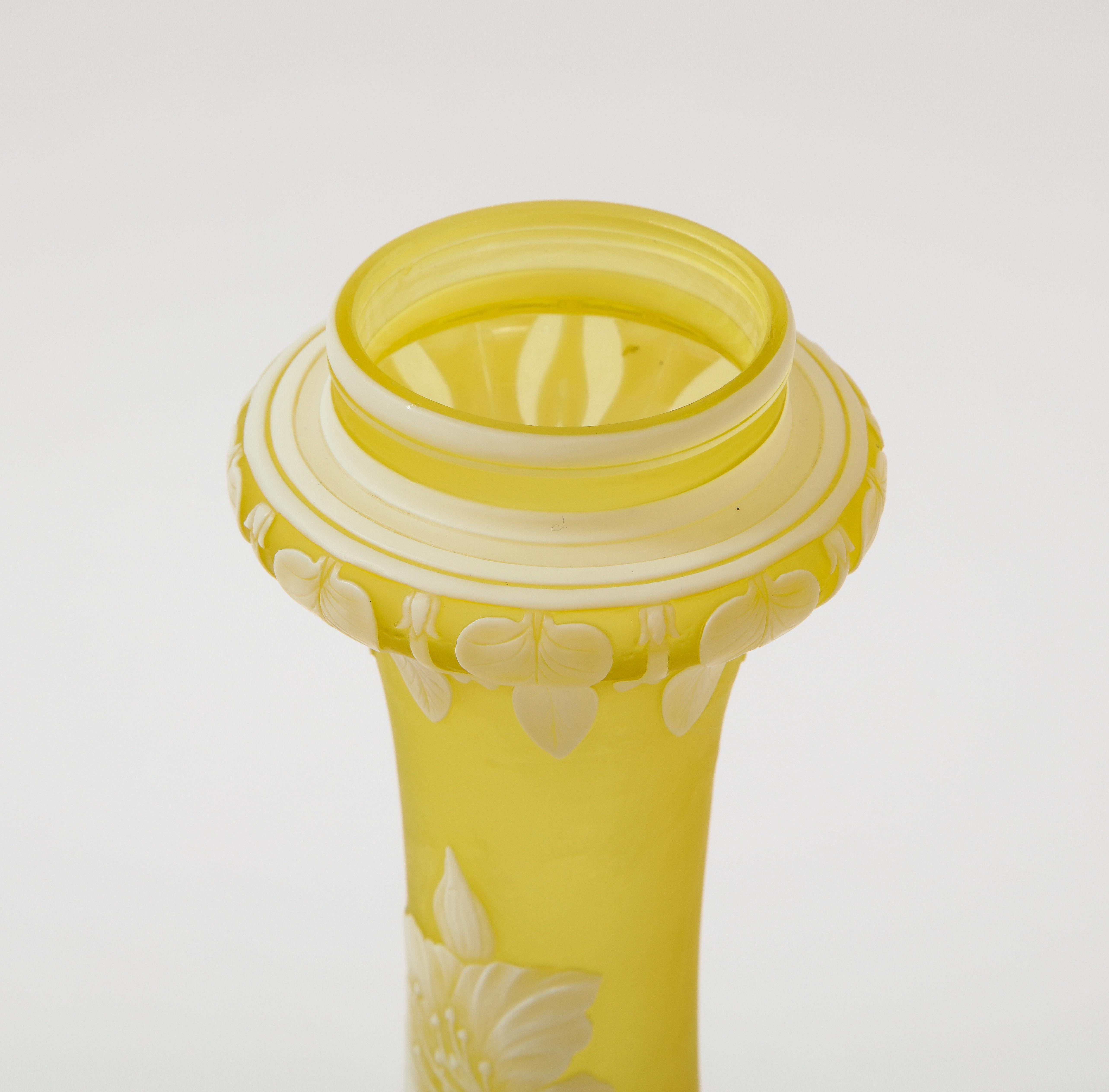 Thomas Webb & Sons Double Overlaid White Over Yellow Etched & Acid Washed Vase For Sale 6