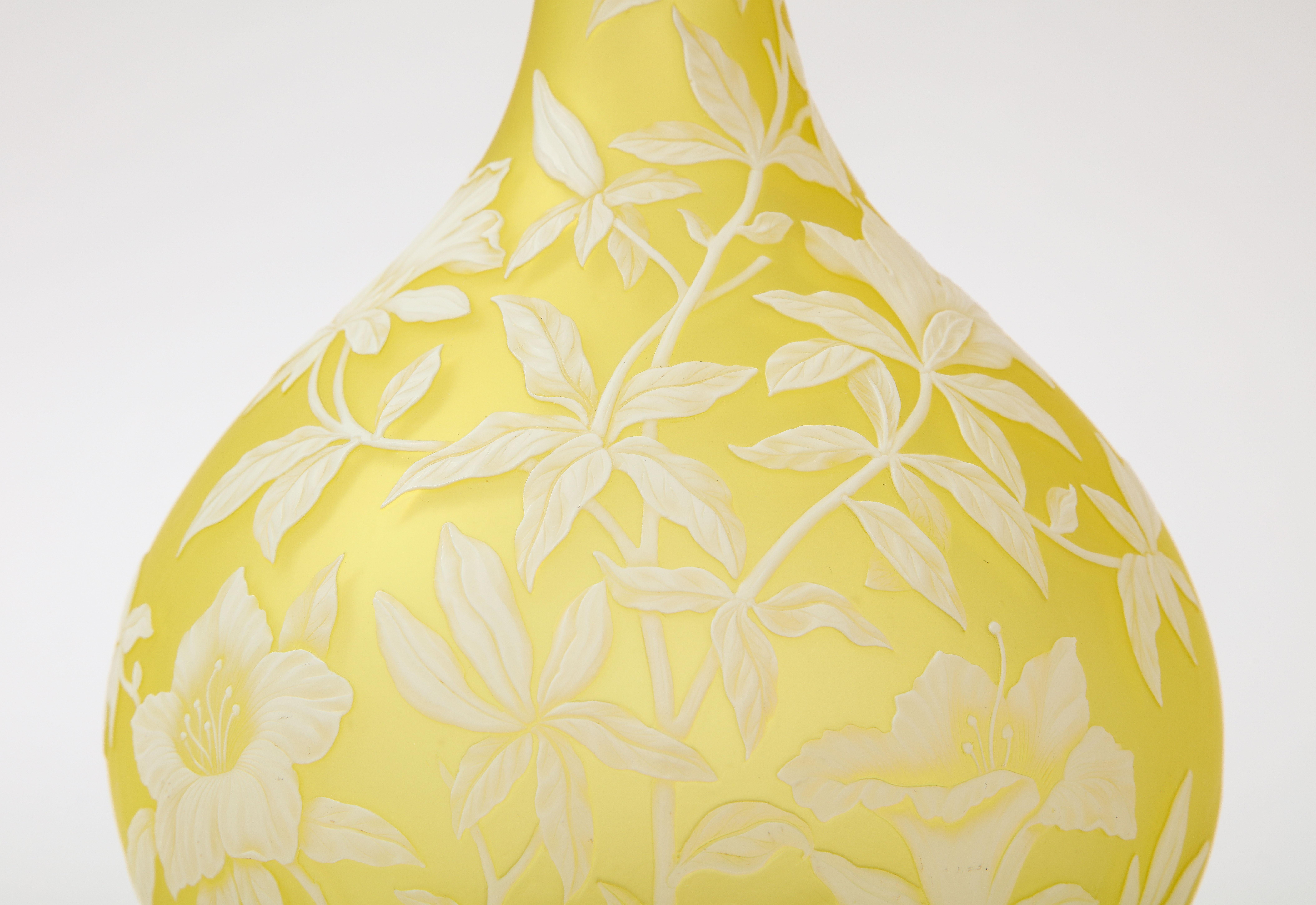 Late 19th Century Thomas Webb & Sons Double Overlaid White Over Yellow Etched & Acid Washed Vase For Sale