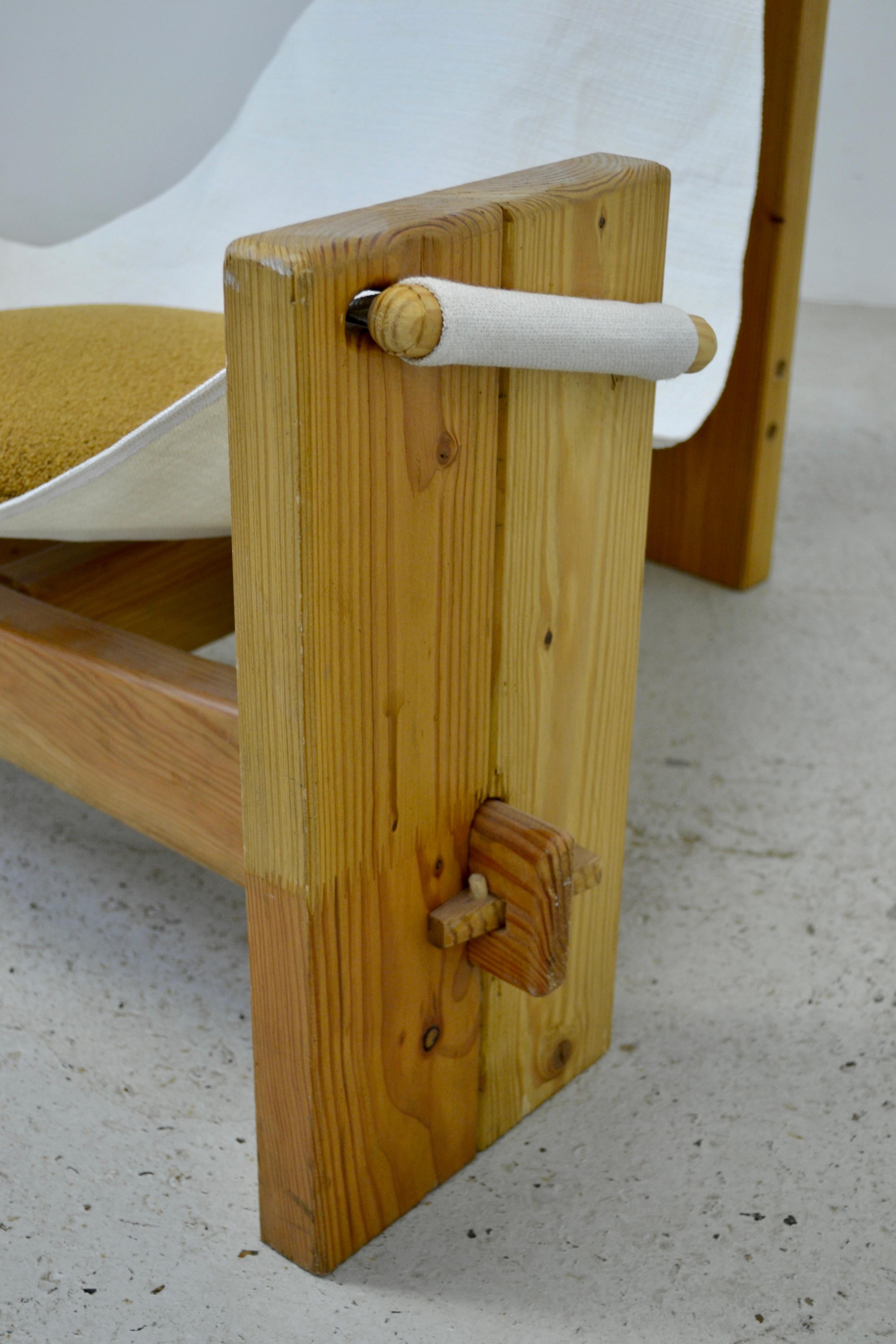 Fin du 20e siècle Fauteuil en pin à trois pattes - France - 1970 en vente