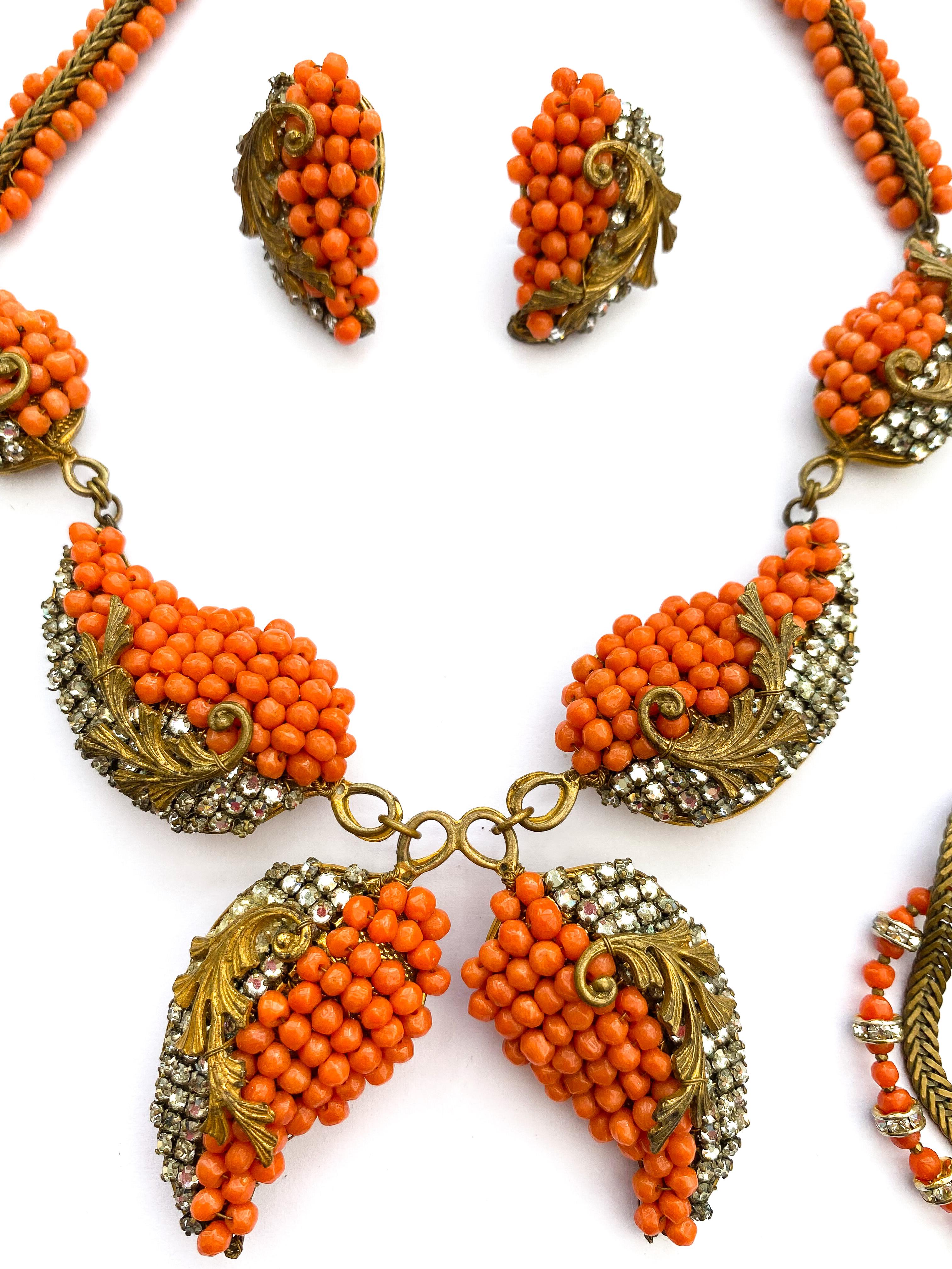 A three piece parure in coral glass beads and gilt metal, Miriam Haskell, 1950s In Good Condition For Sale In Greyabbey, County Down