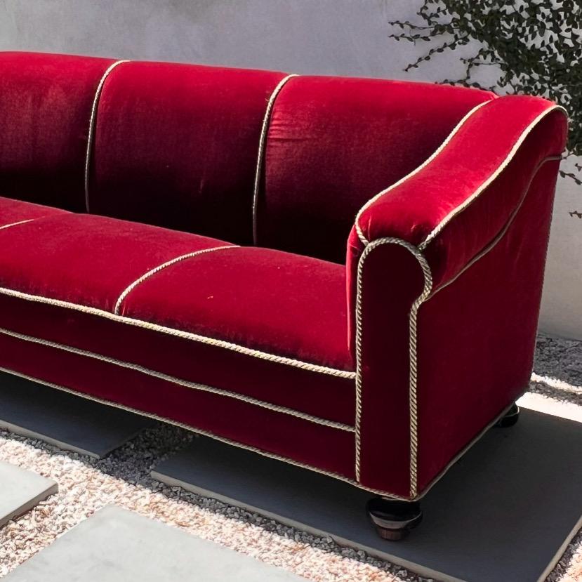 A three seater sofa by Minton-Spidell in burgundy mohair, 20th century 13