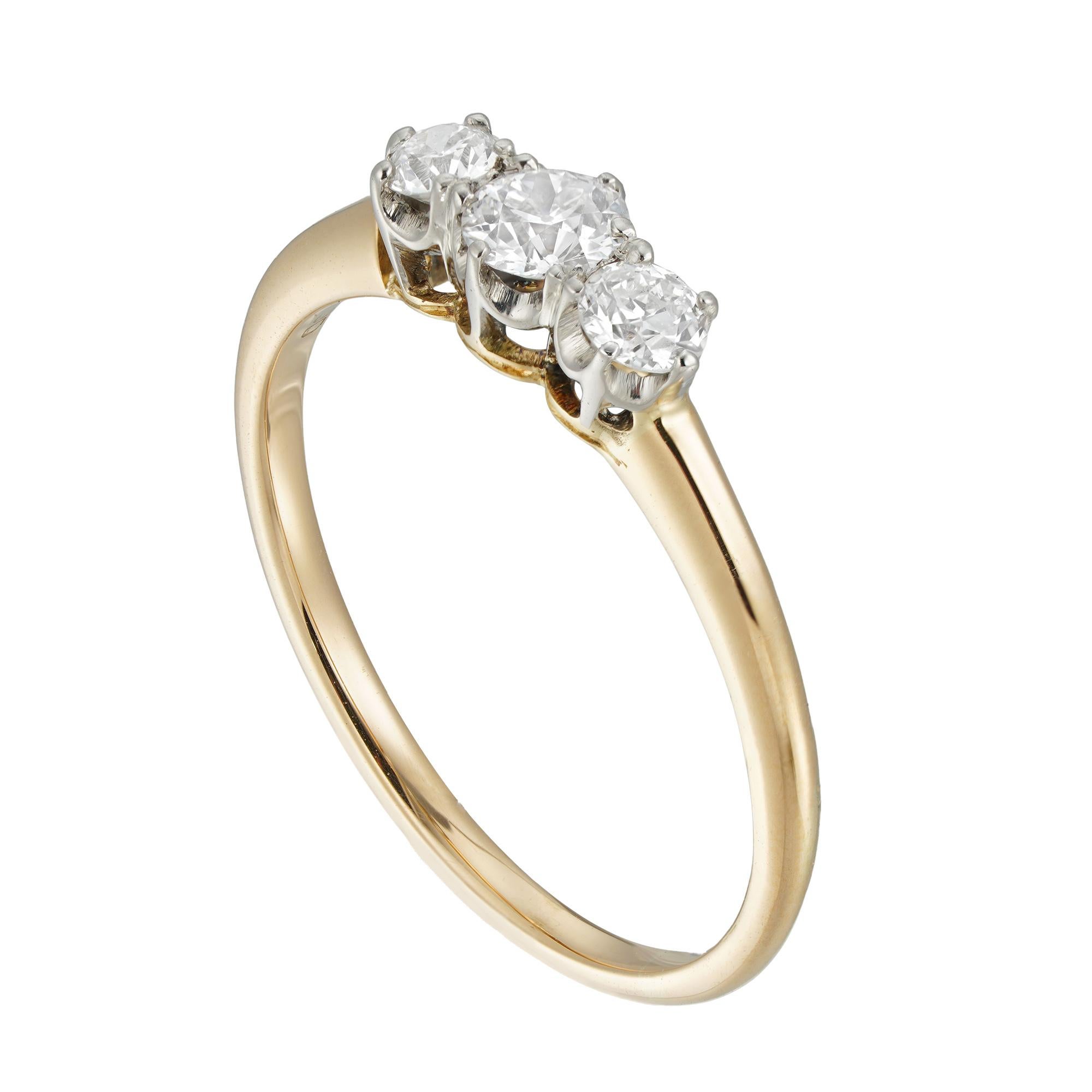 Retro A three stone diamond ring For Sale