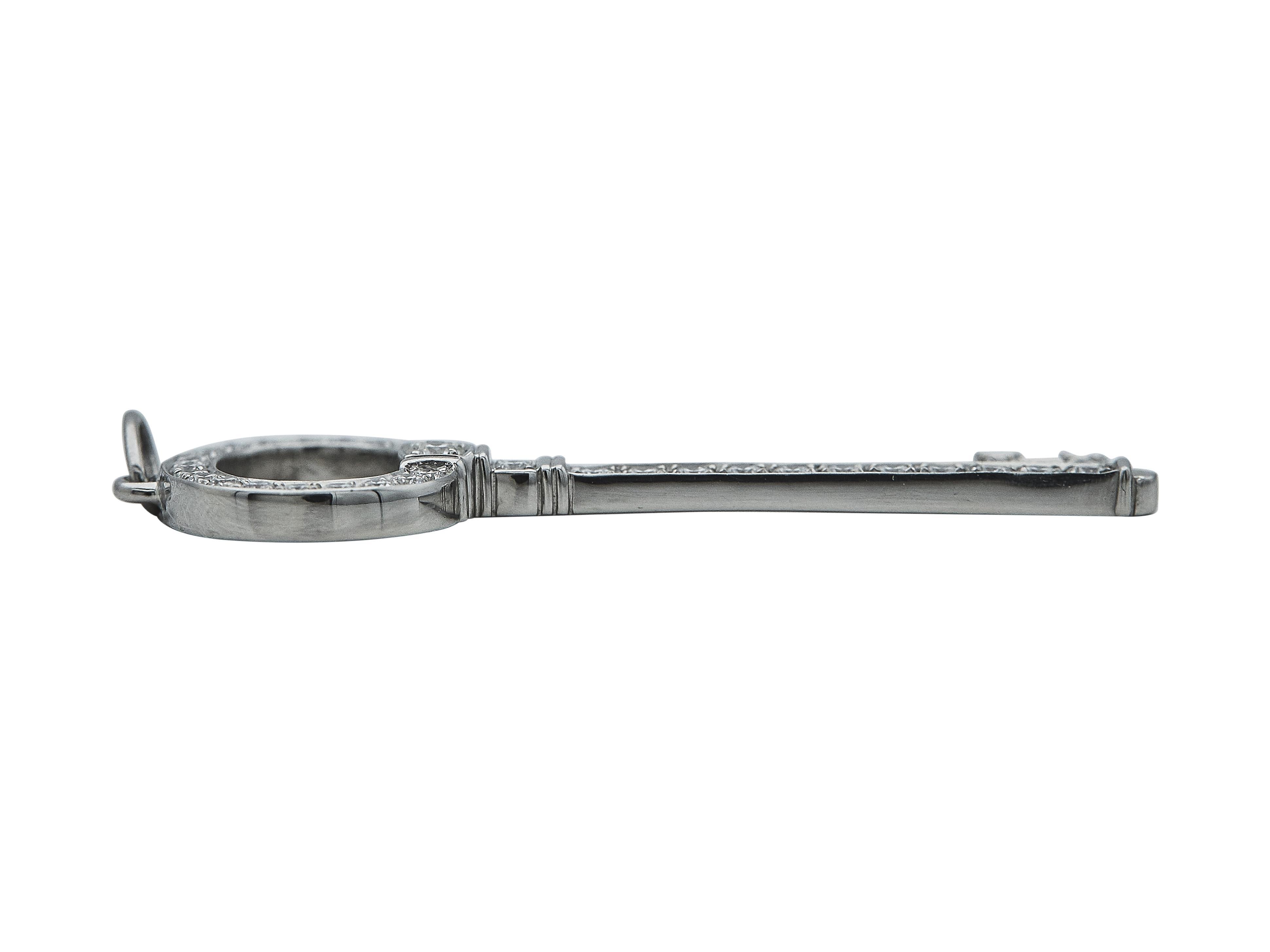 Un Tiffany & Co. Ciondolo Tiffany Keys in platino con diamante In condizioni ottime in vendita a New York, NY