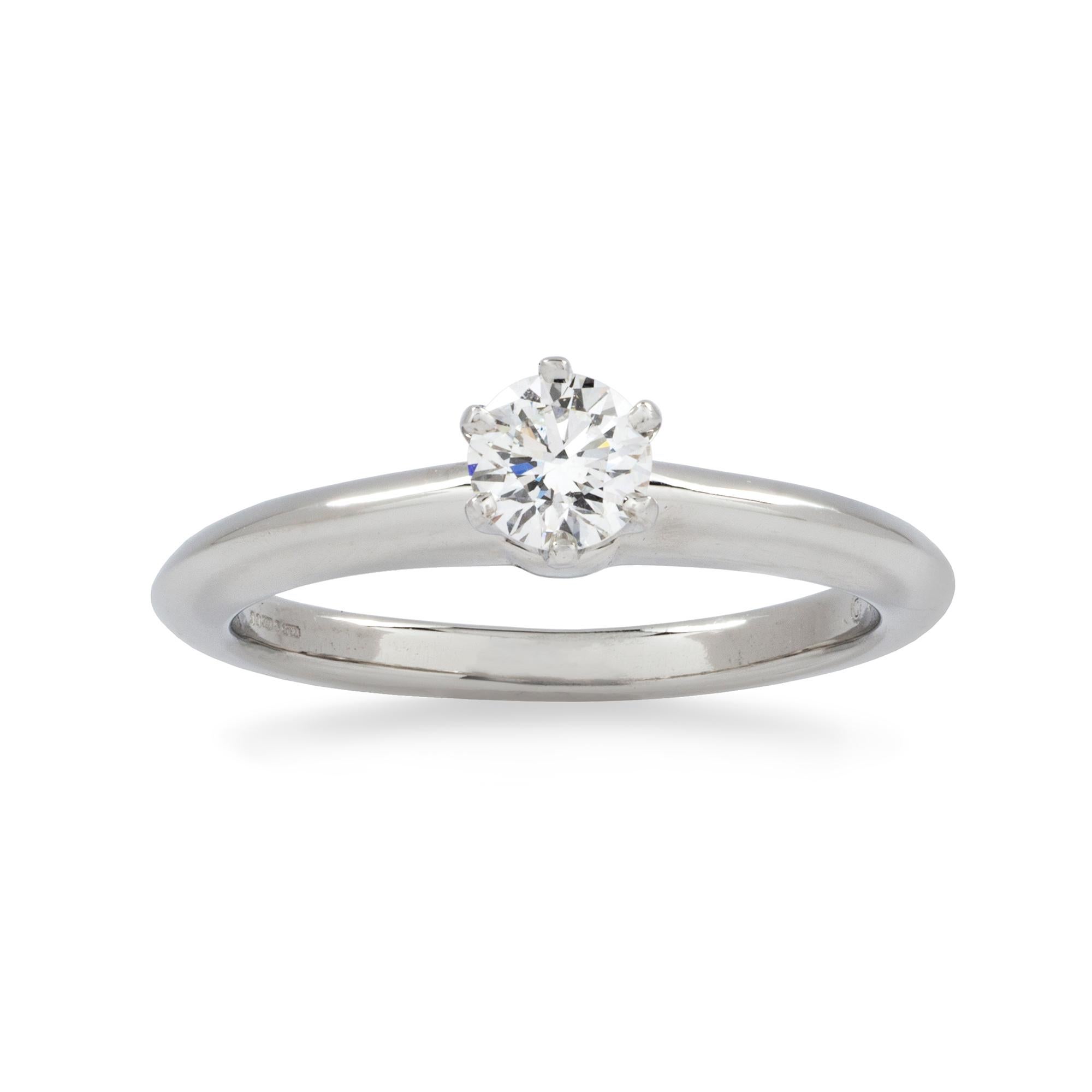 Contemporain Tiffany & Co. Bague solitaire en diamant