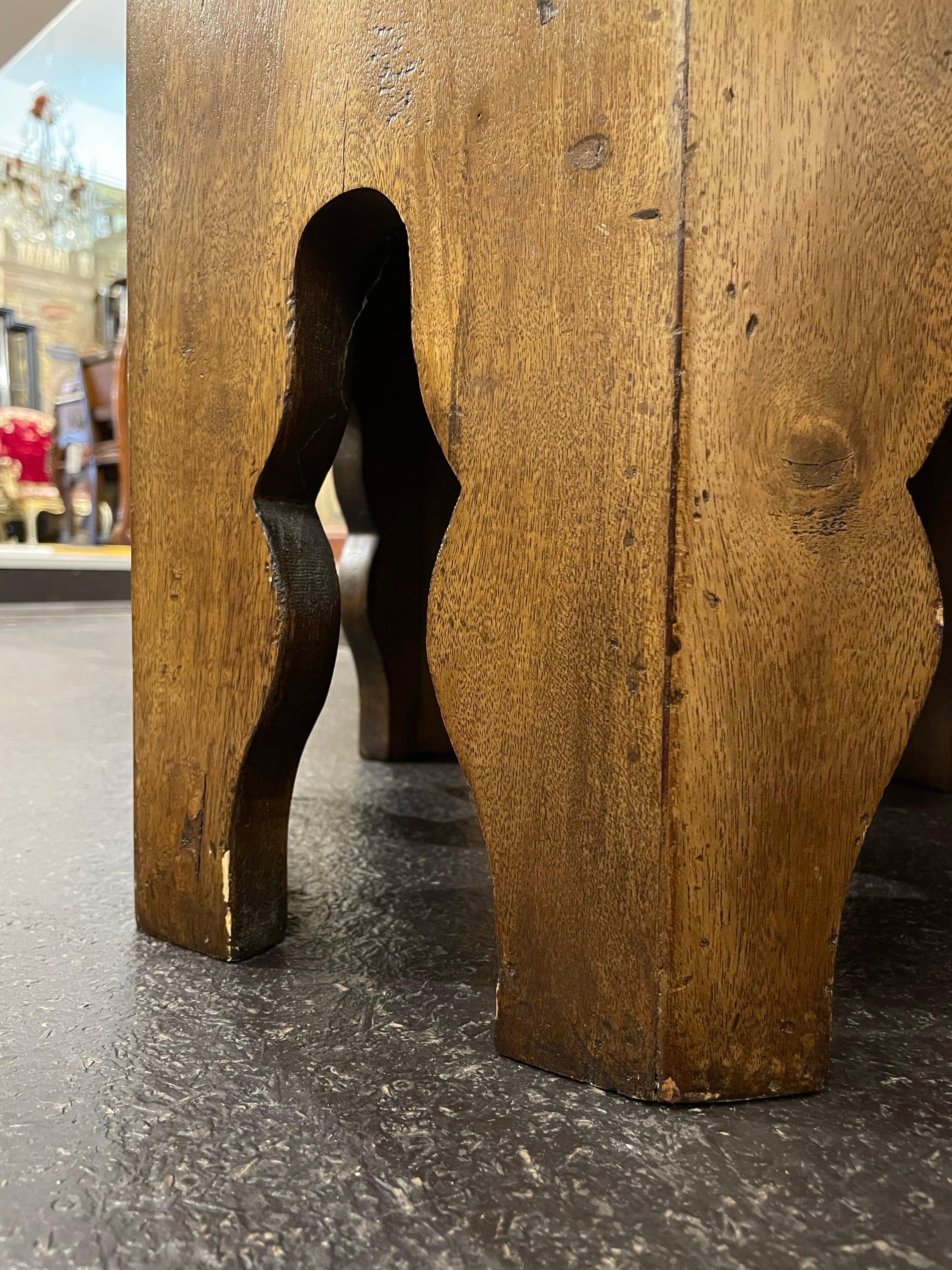 Mesa auxiliar marroquí de madera Siglo XXI y contemporáneo en venta