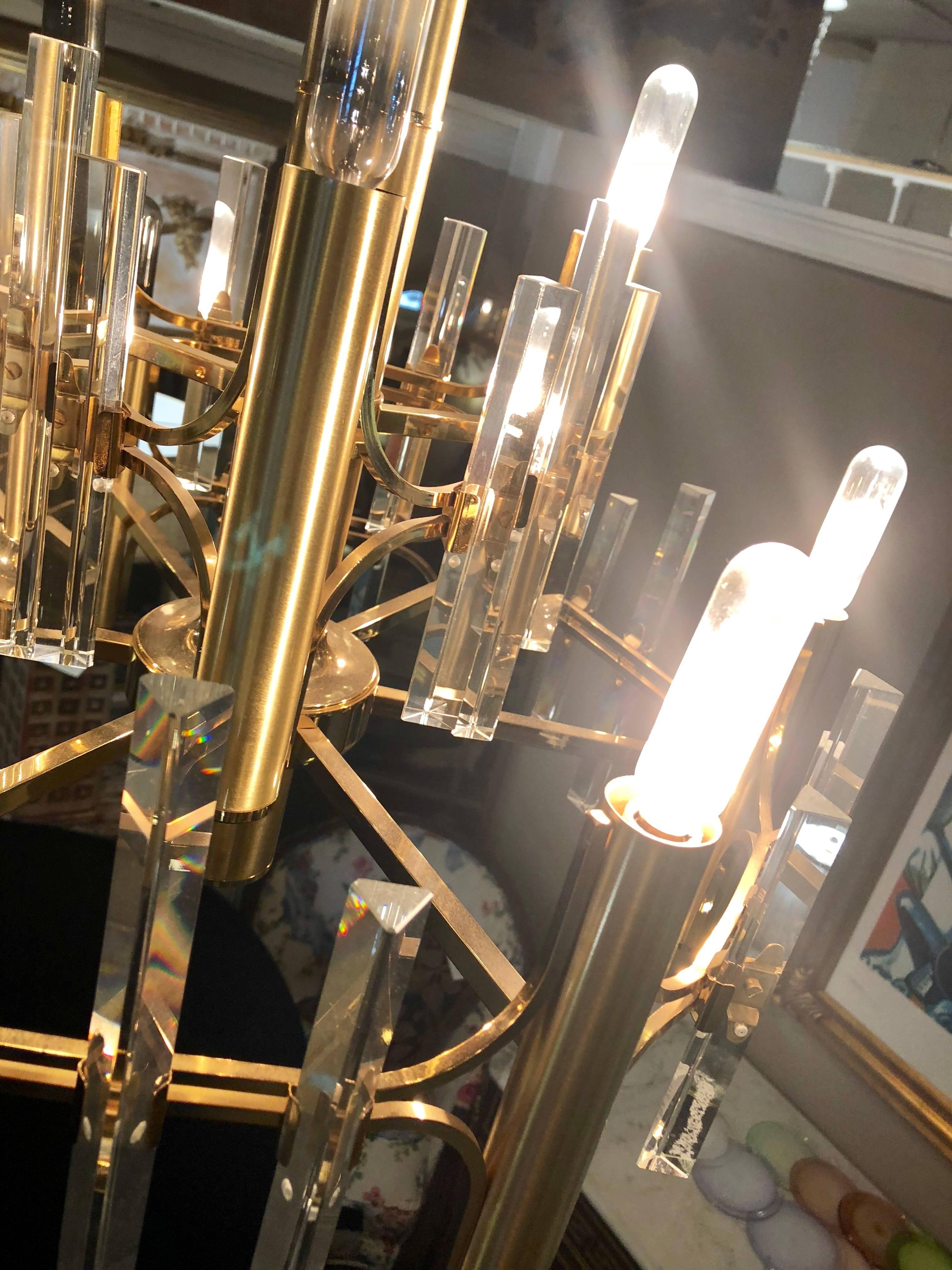 Tommi Parzinger Style Brass Chandelier Cylindrical Lights Crystal Prisms For Sale 1