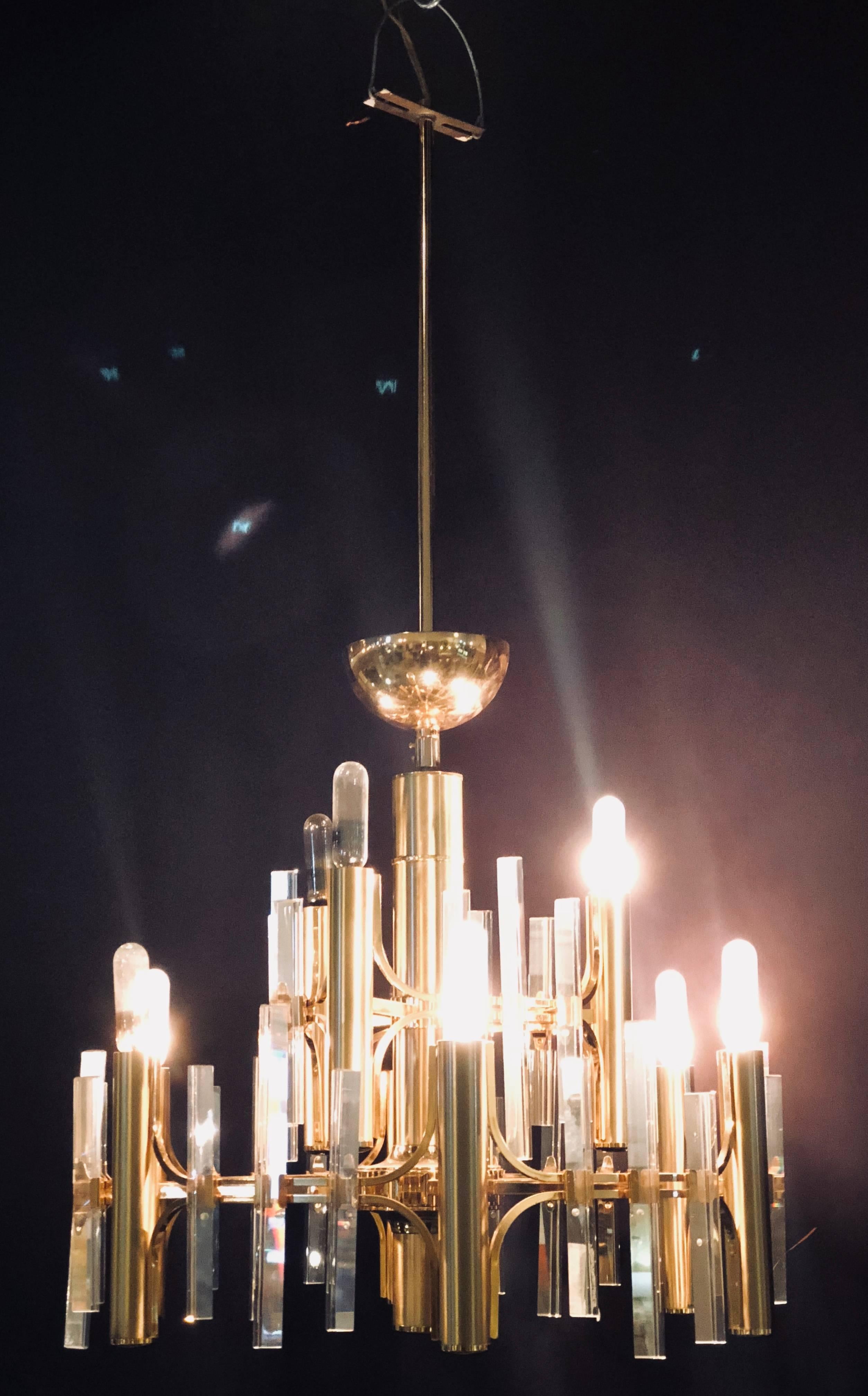 Tommi Parzinger Style Brass Chandelier Cylindrical Lights Crystal Prisms For Sale 3