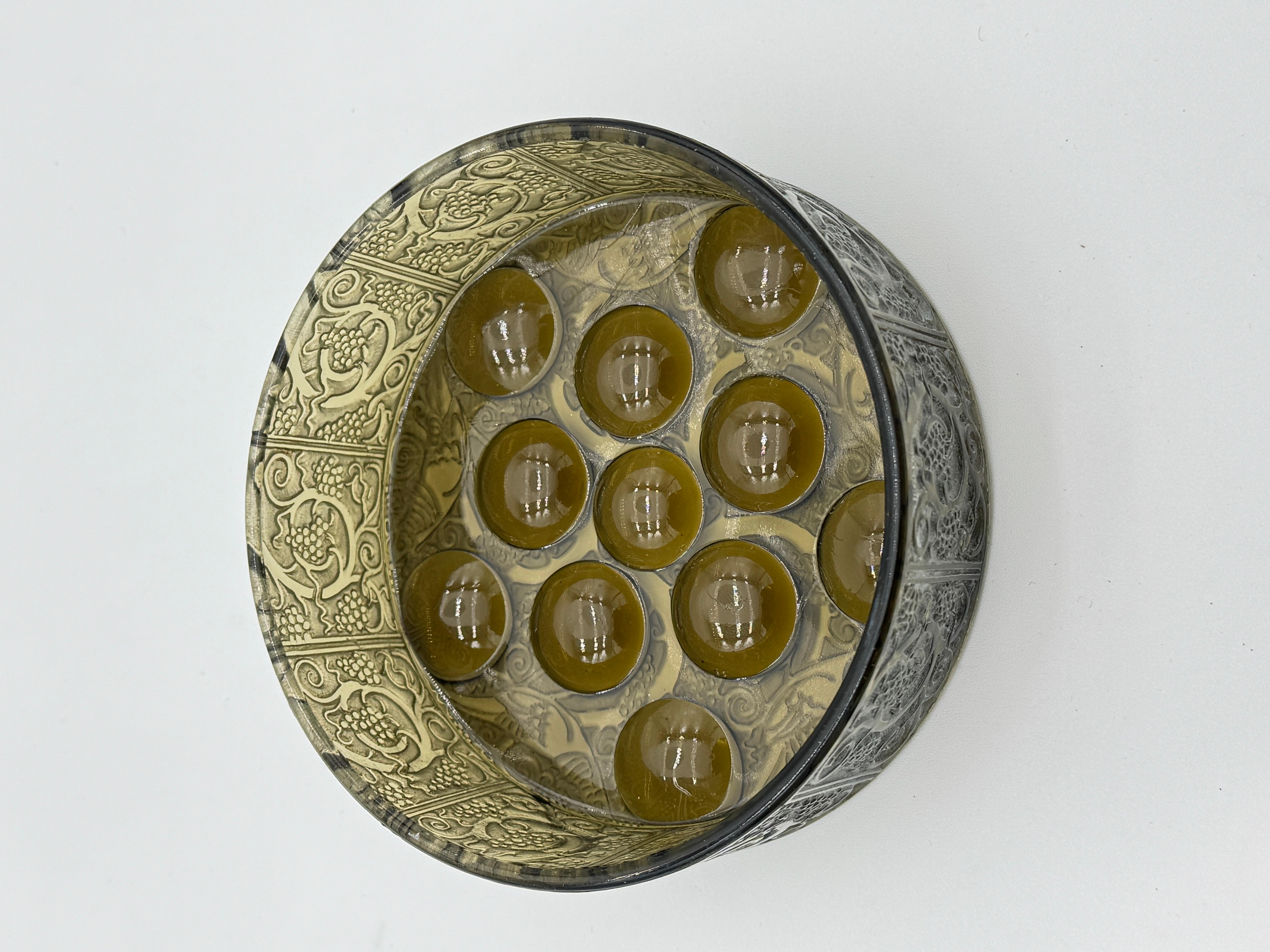 Francese Un vetro Topazio Roger Art Déco  Boxe di R.Lalique in vendita