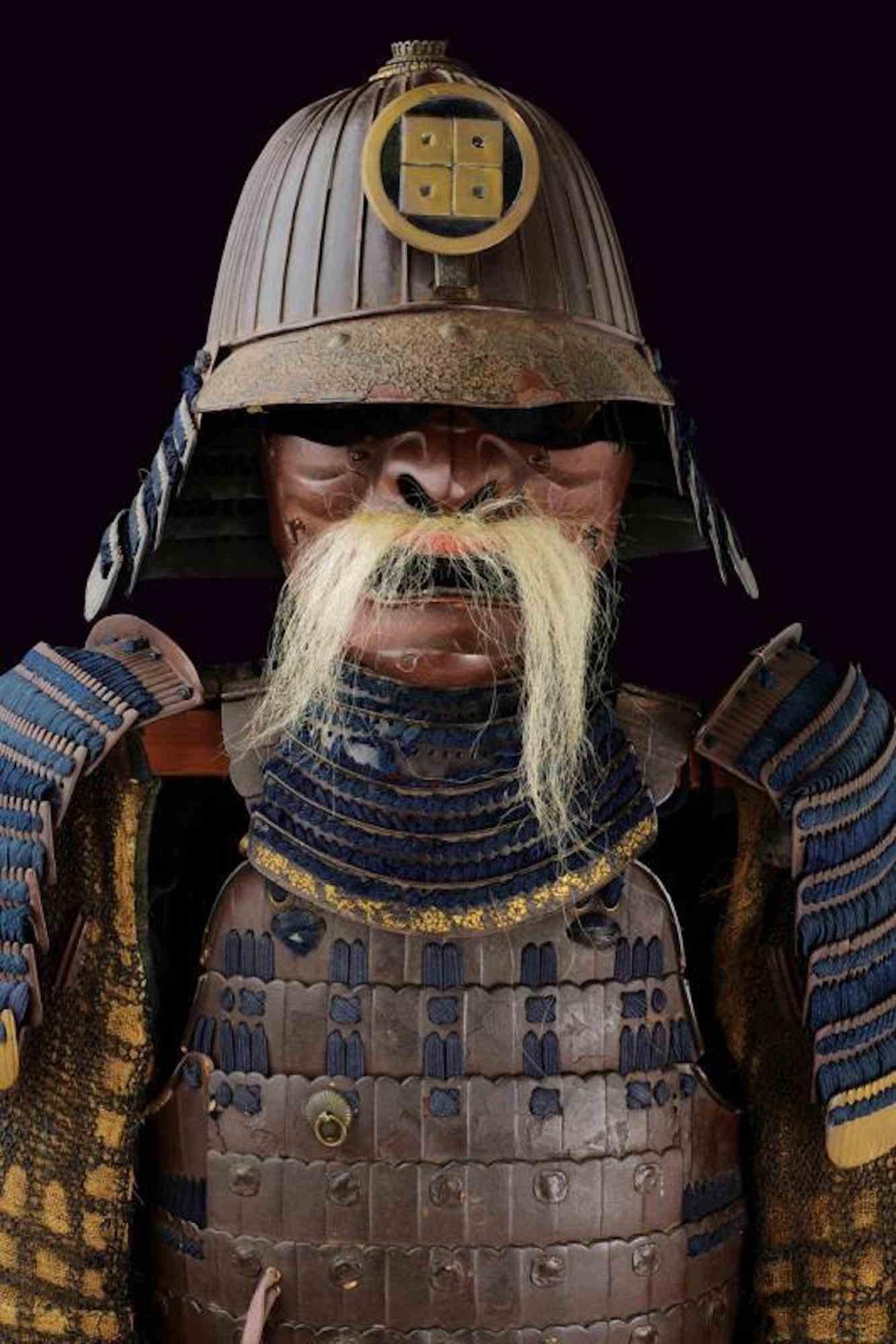 Metallo Un Tosei Gusoku (armatura da samurai), XVII secolo in vendita